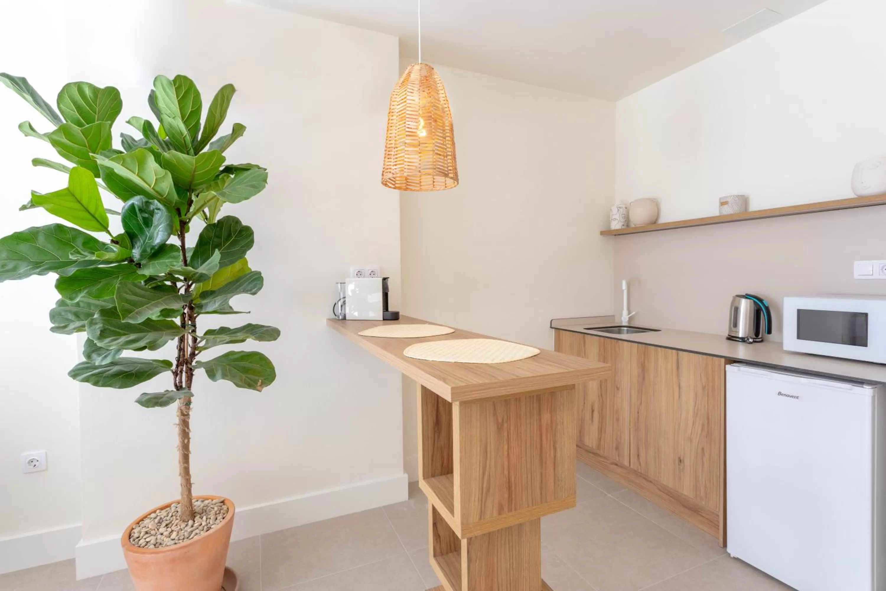 Kitchen/Kitchenette in Reina Victoria Velázquez