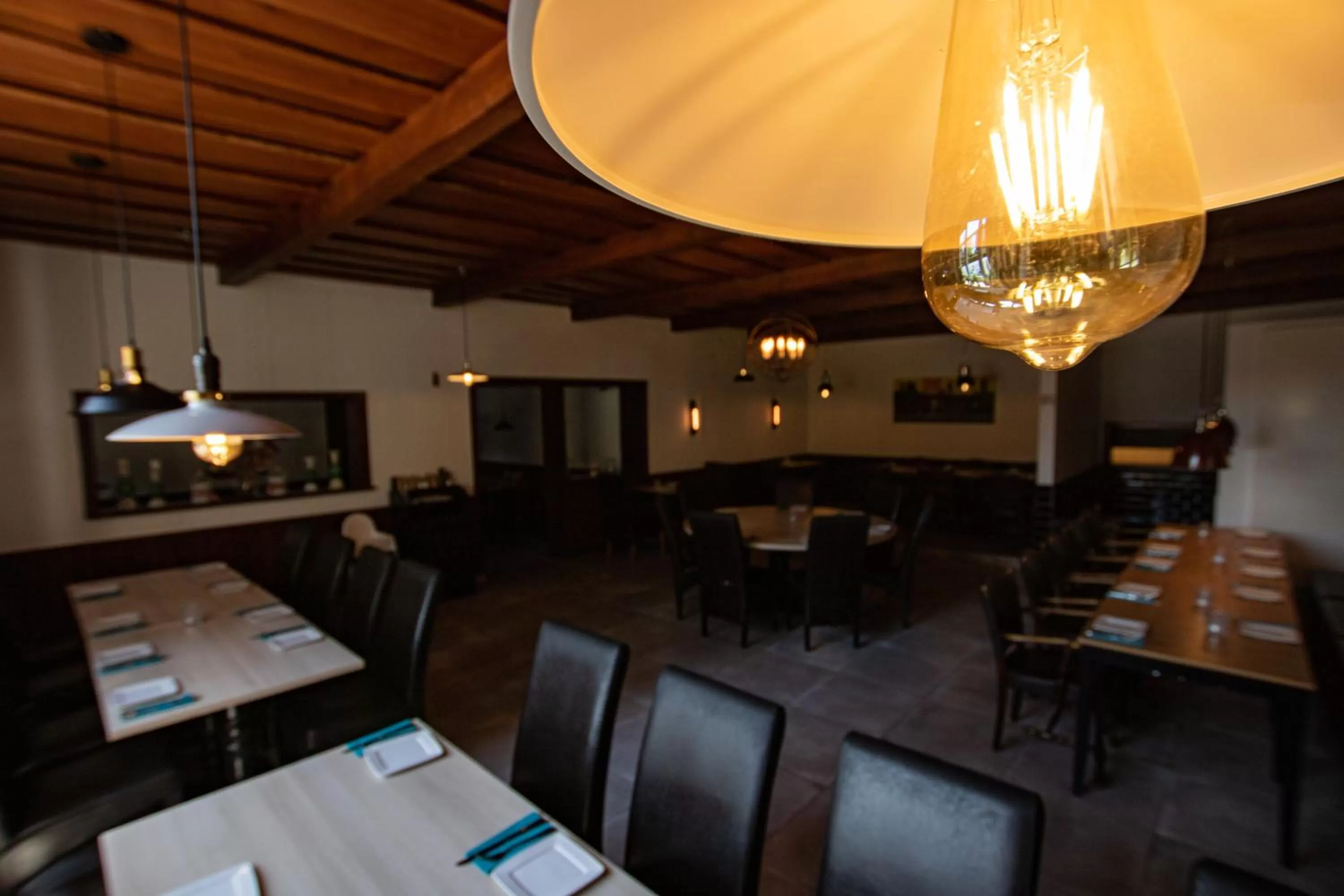 Restaurant/places to eat in El Capitan nähe Movie Park