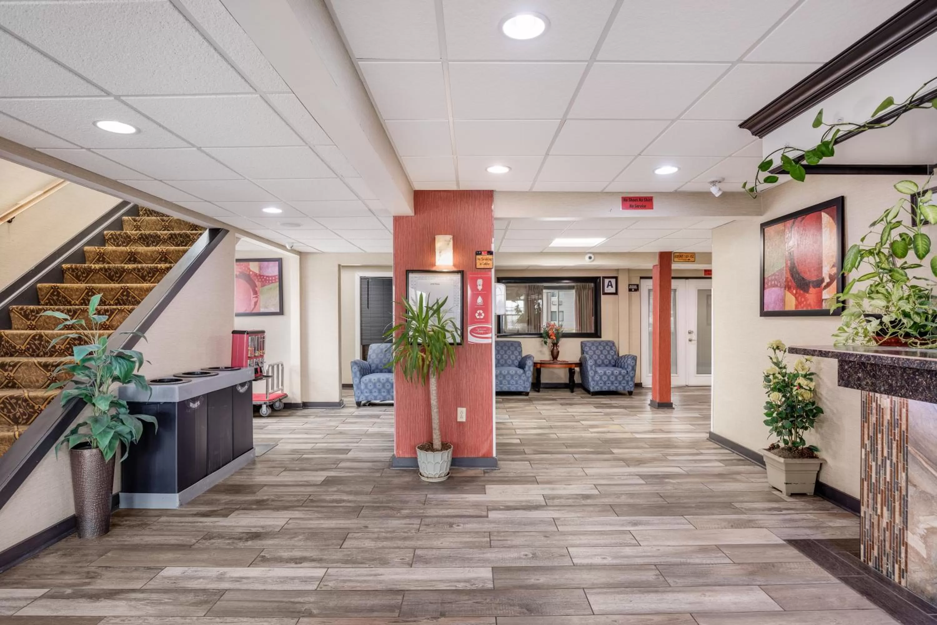 Lobby or reception in Econo Lodge Milwaukee Airport