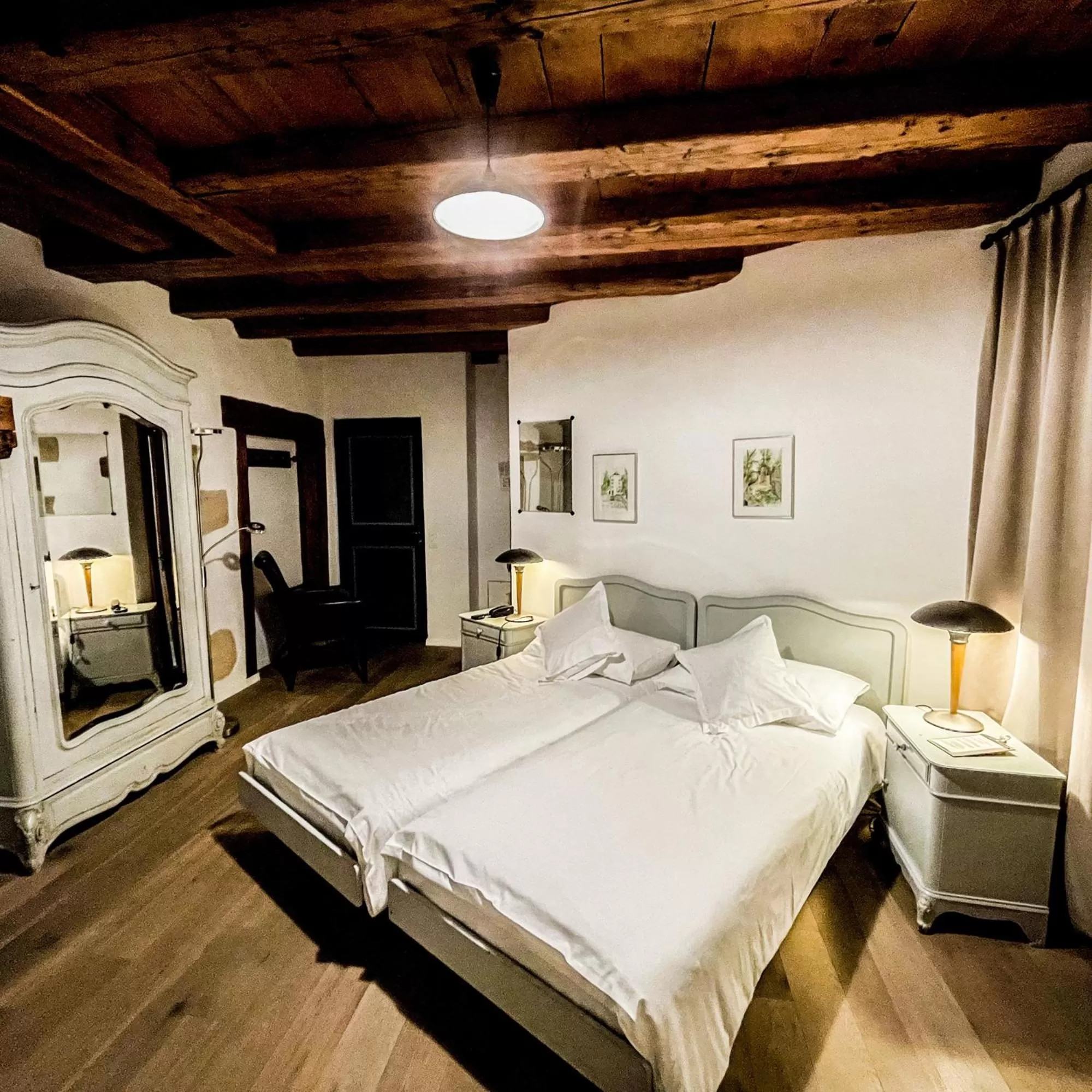 Bed in Hôtel La Maison du Prussien