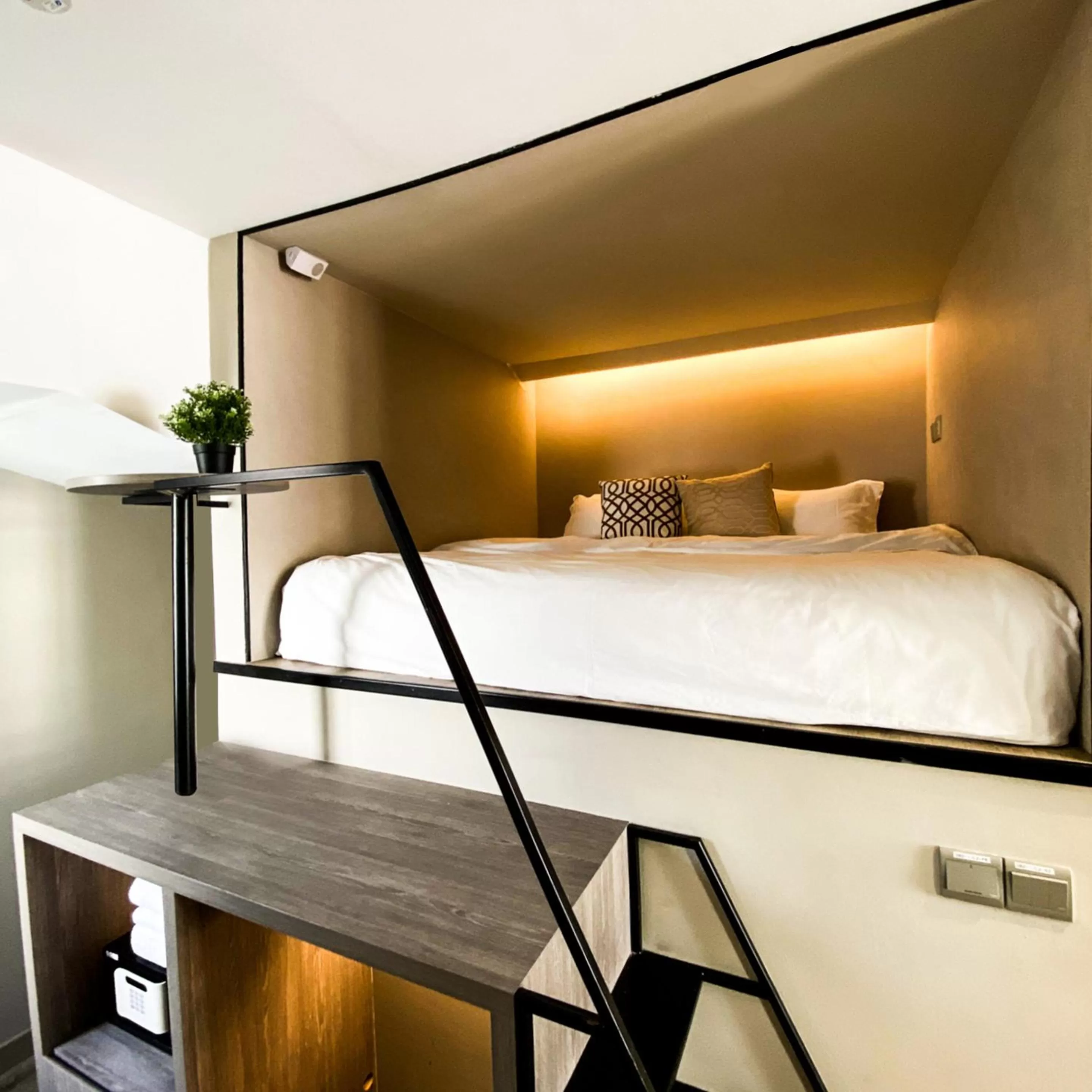 Bed in ST Signature Jalan Besar, SHORT OVERNIGHT, 13 Hours, 6PM-7AM