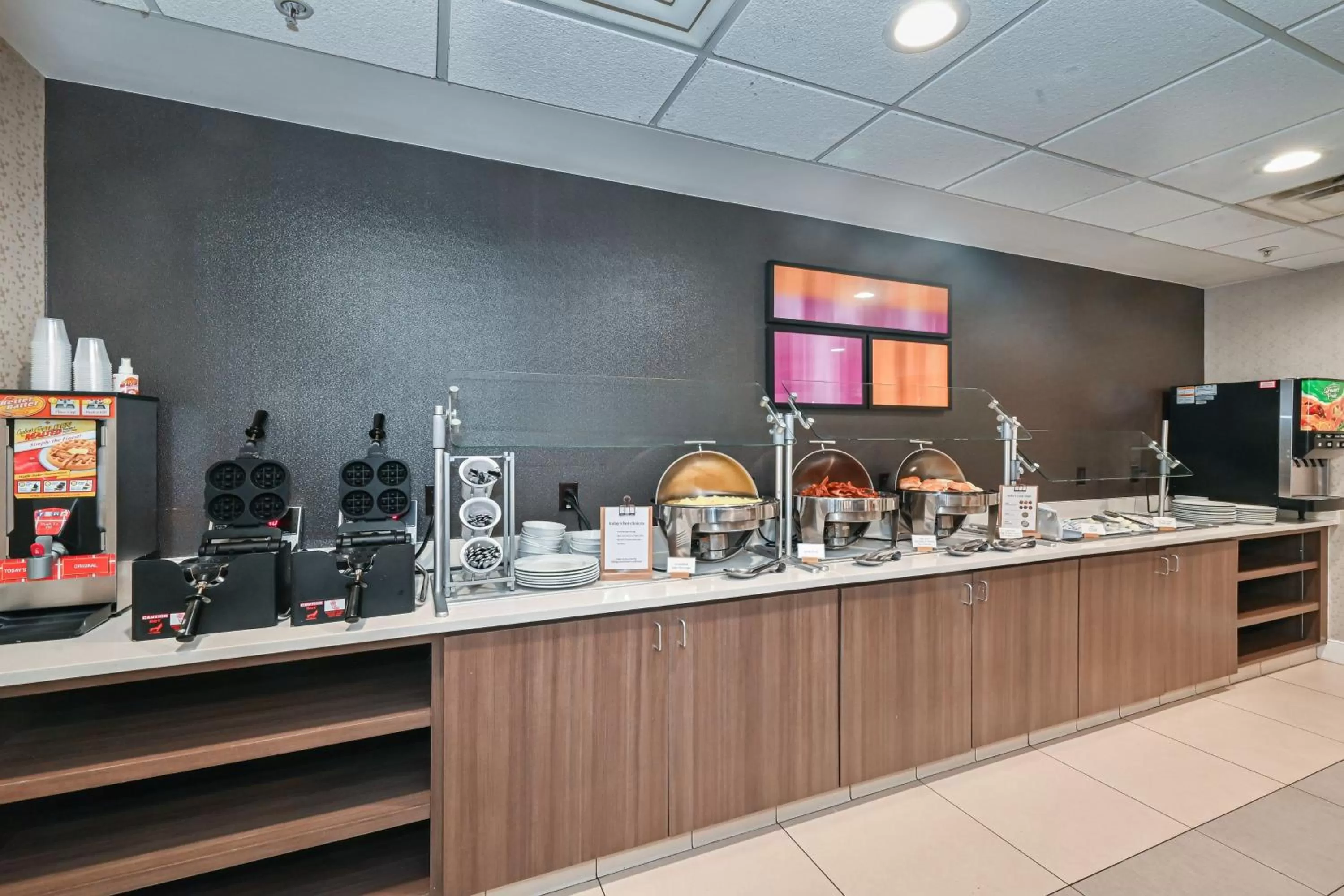 Breakfast in Residence Inn by Marriott Charlotte Piper Glen