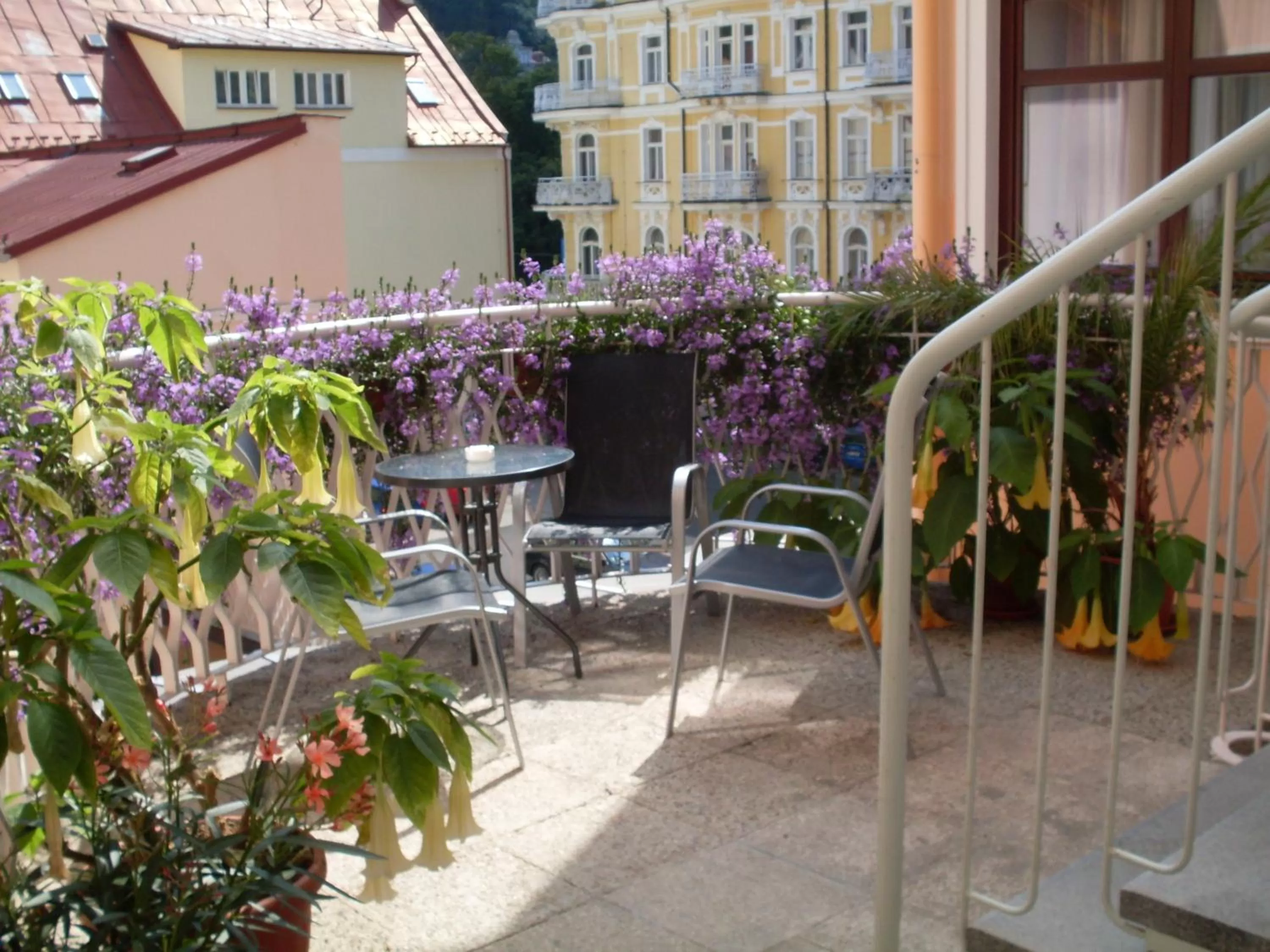 Balcony/Terrace in Apartma La Provence