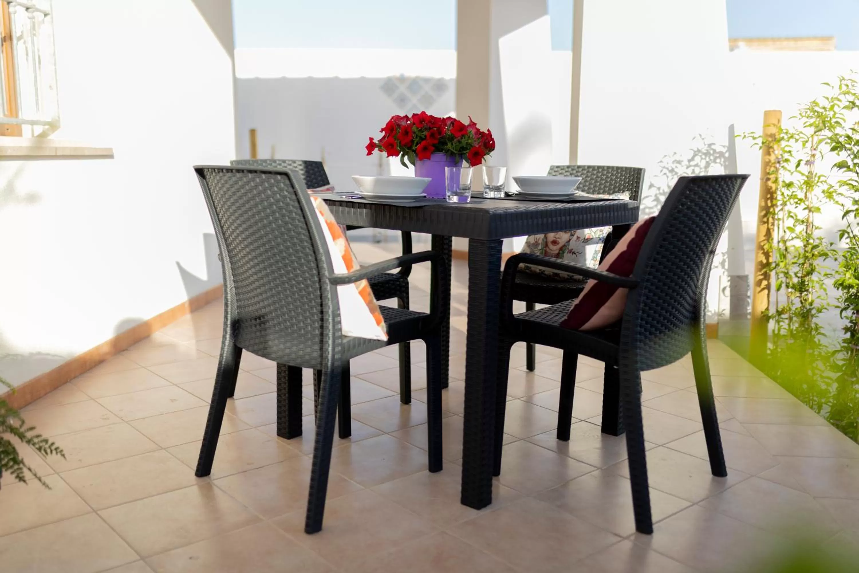 MrBrown - Cinzia Resort Beach