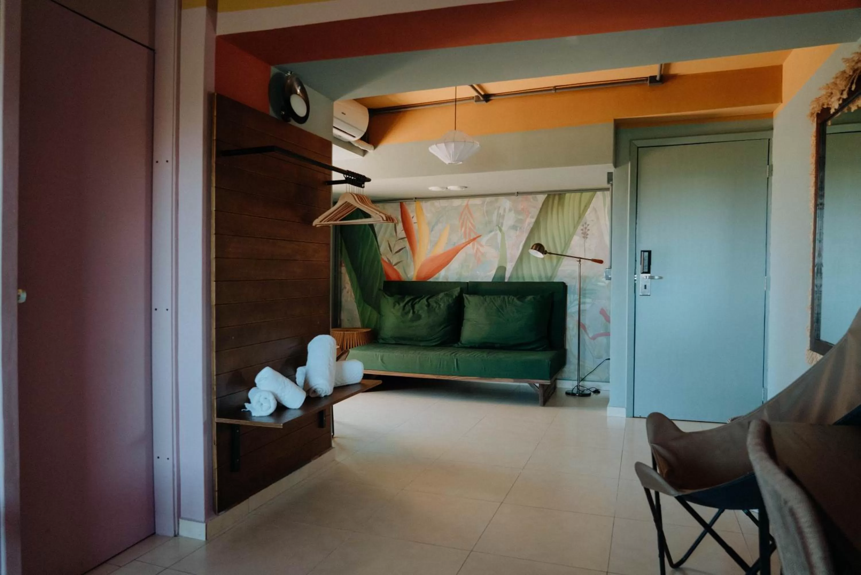 Communal lounge/ TV room in Selina Foz