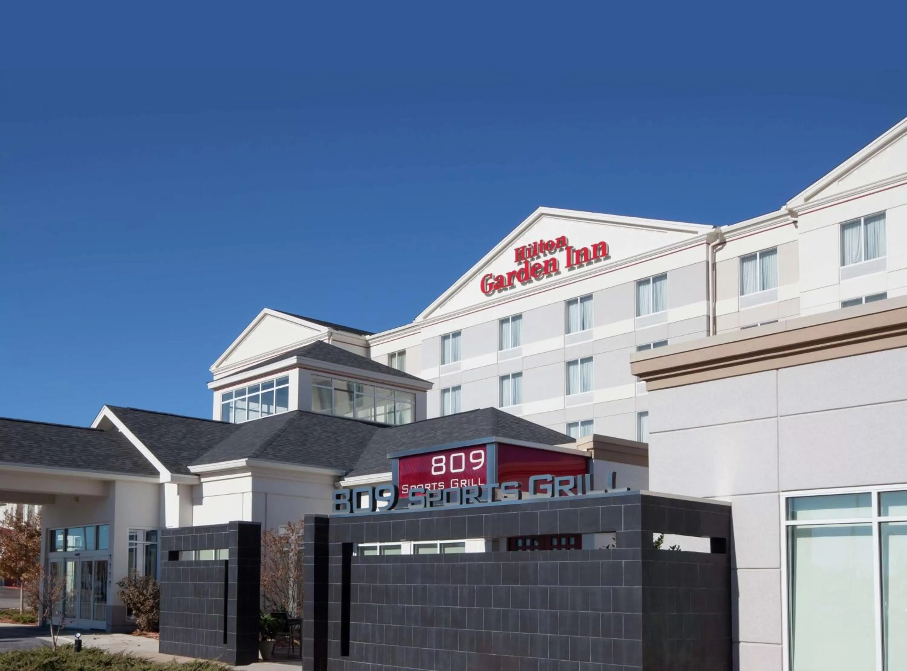Property building in Hilton Garden Inn Oklahoma City Midtown