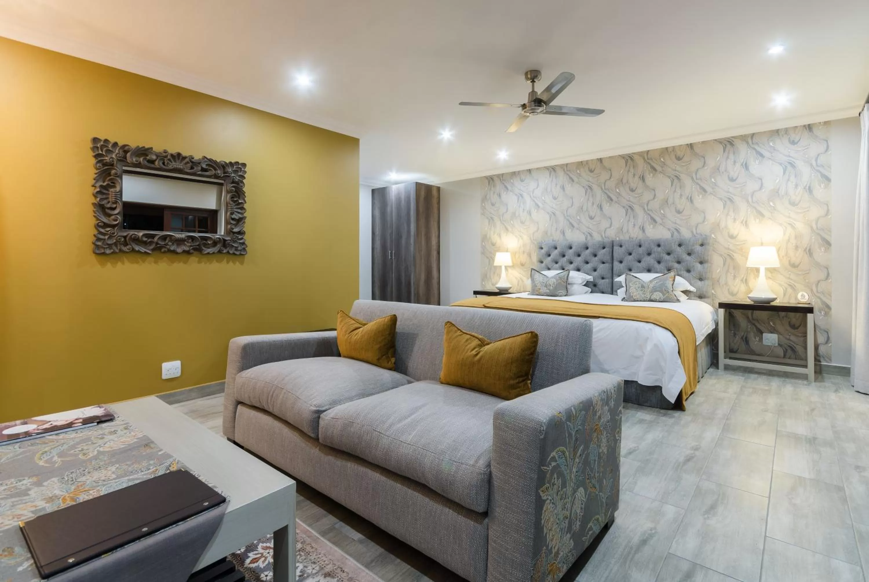 Photo of the whole room, Bed in Nut Grove Boutique Hotel