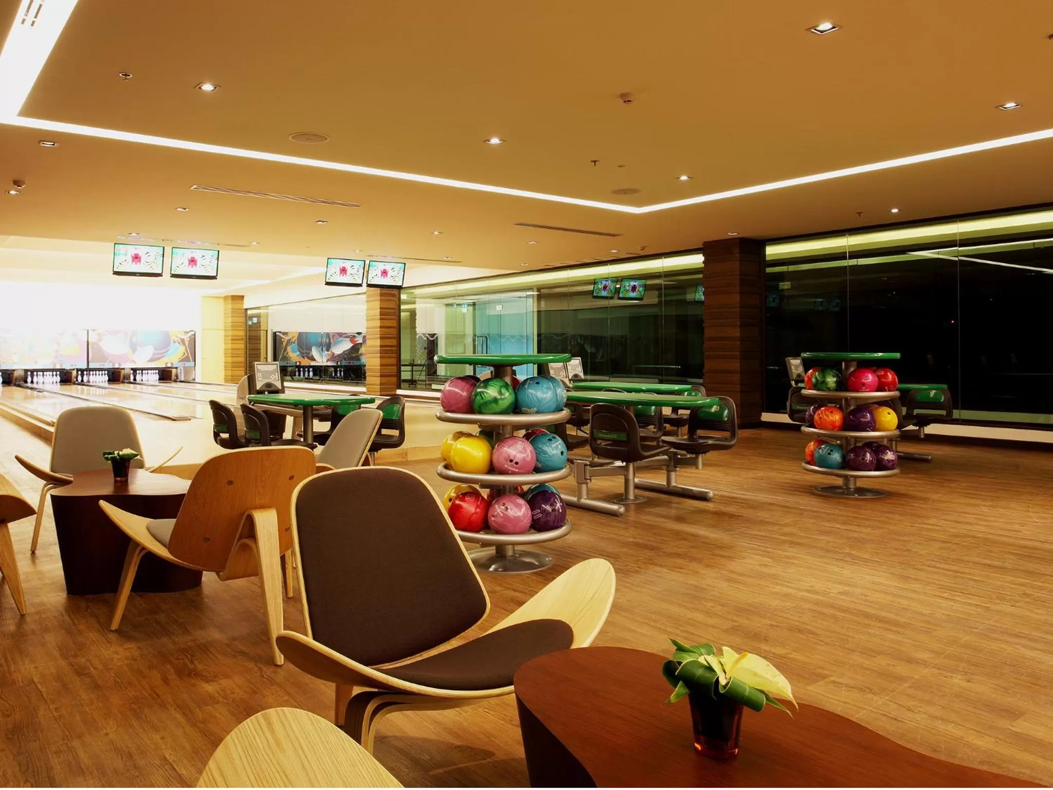 Bowling in Graceland Khaolak Beachfront Resort