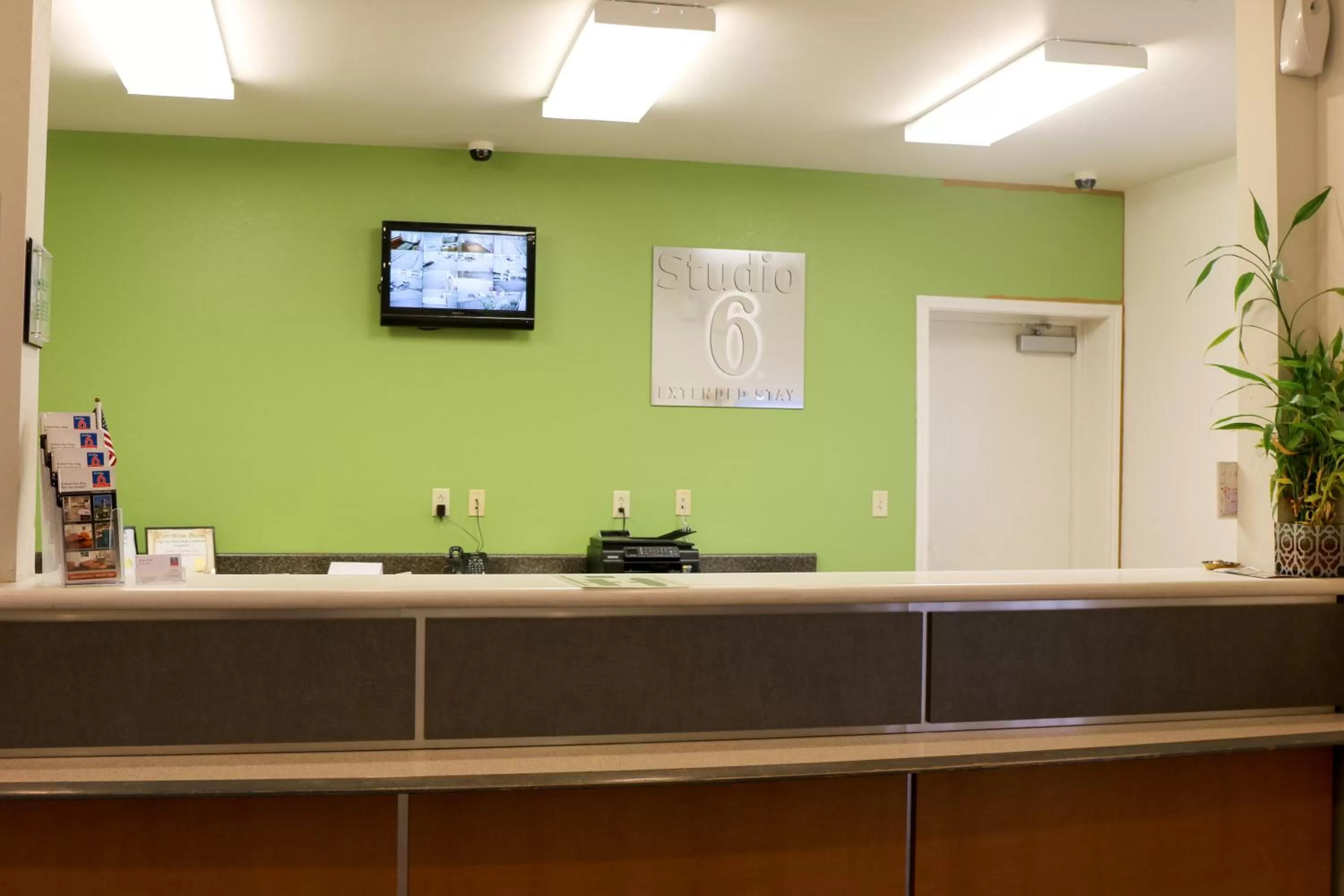 Lobby or reception in Studio 6-Lubbock, TX - Medical Center