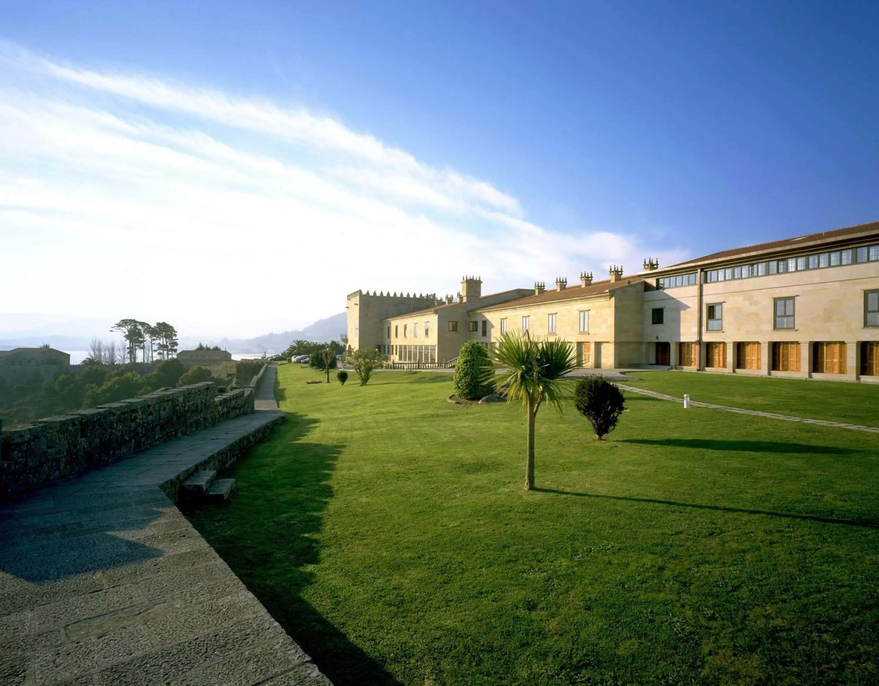 Facade/entrance in Parador de Baiona