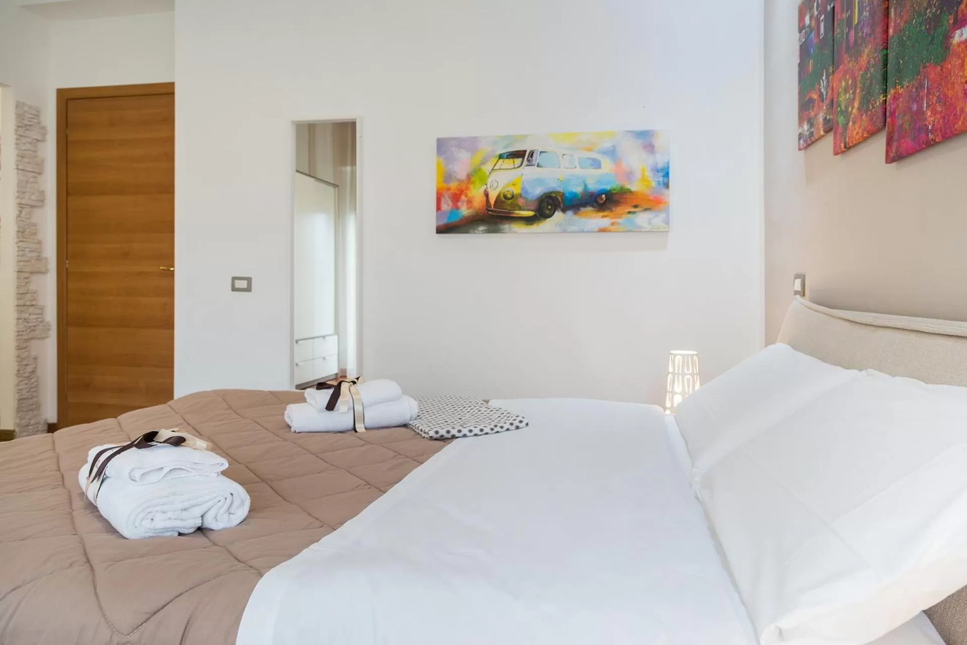 Bedroom, Bed in Donna Gina