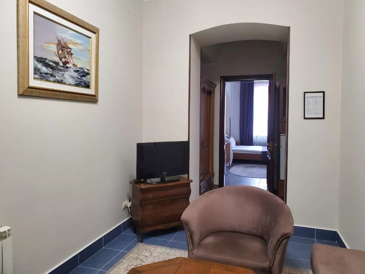 Living room, TV/Entertainment Center in Hetman Hotel