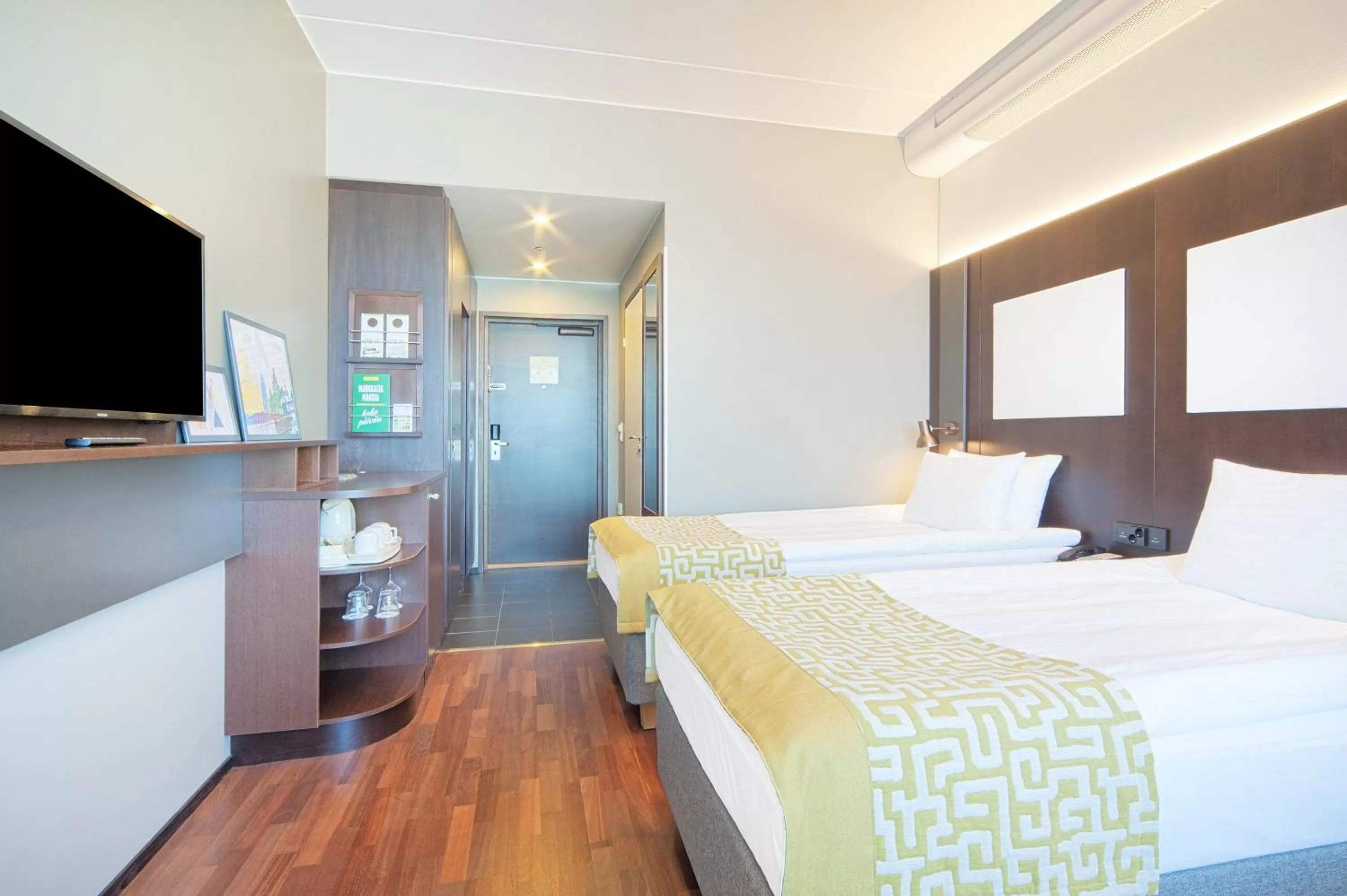 Twin Room with Sofa-Bed - Non-Smoking in Holiday Inn Helsinki West - Ruoholahti, an IHG Hotel