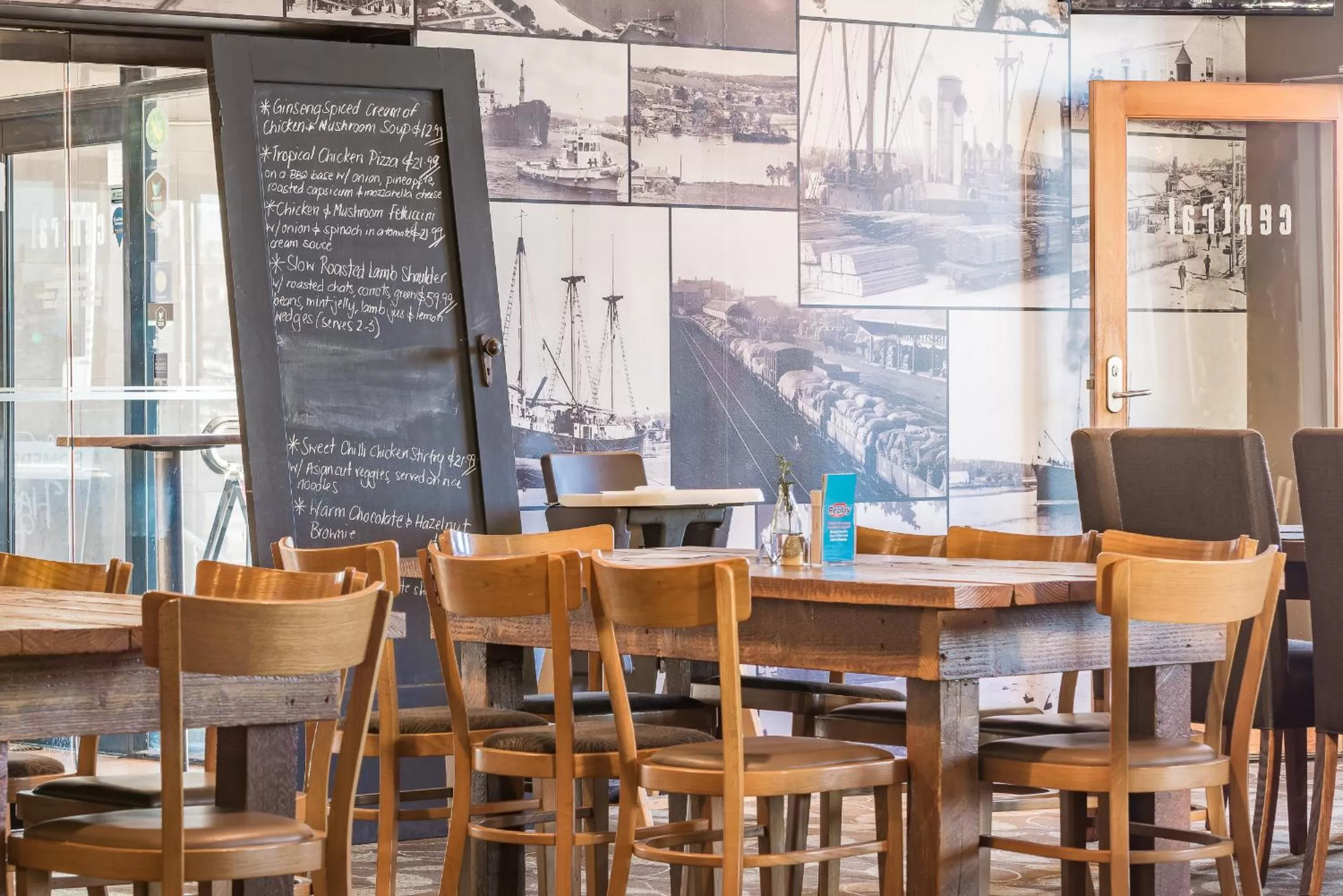 Restaurant/places to eat in The Formby Hotel