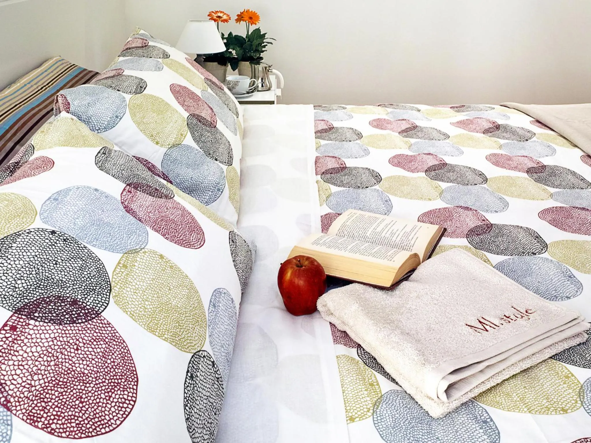 Decorative detail, Bed in MI. Style