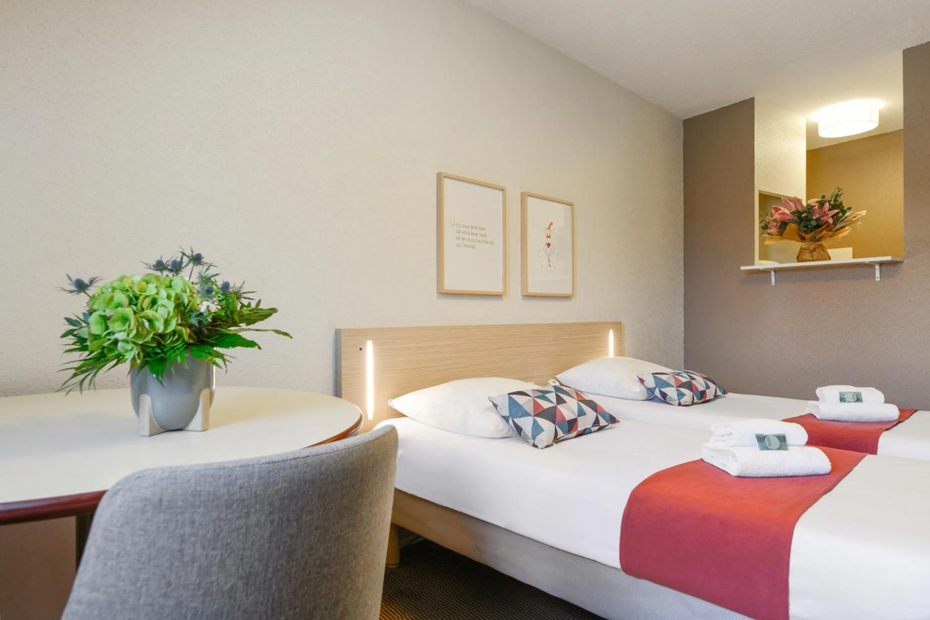 Bed in Appart'City Classic Nantes Viarme