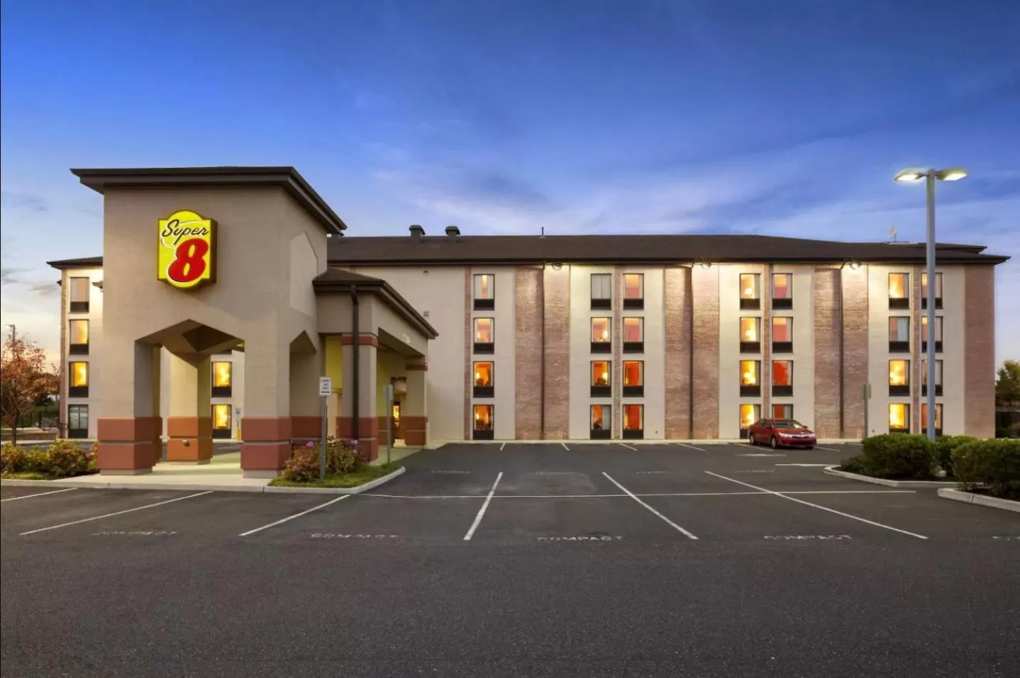 Facade/entrance in Super 8 by Wyndham Mount Laurel