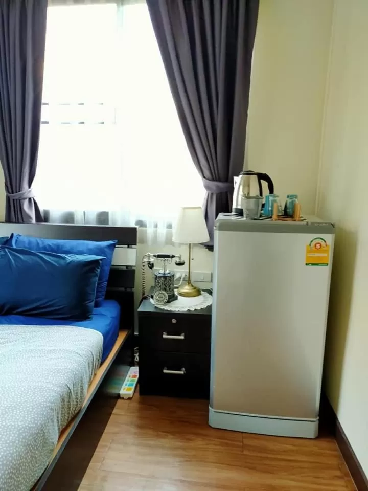 Bed in The Cube Sathorn Boutique Hotel เดอะ คิวบ์ สาทร บูติค โฮเทล Near BTS Surasak