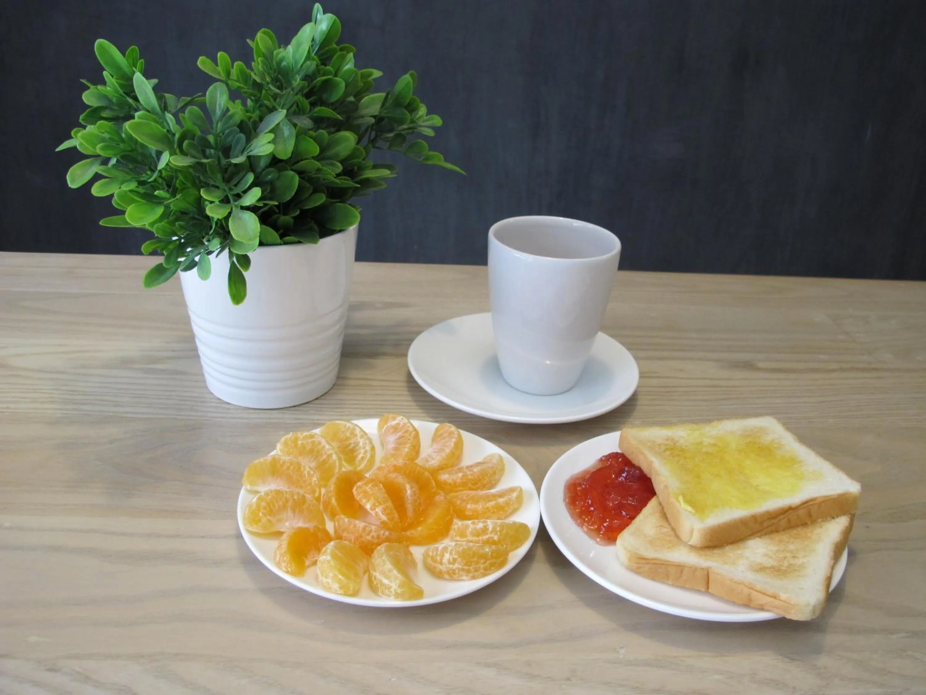 Breakfast in On the Bed Hostel