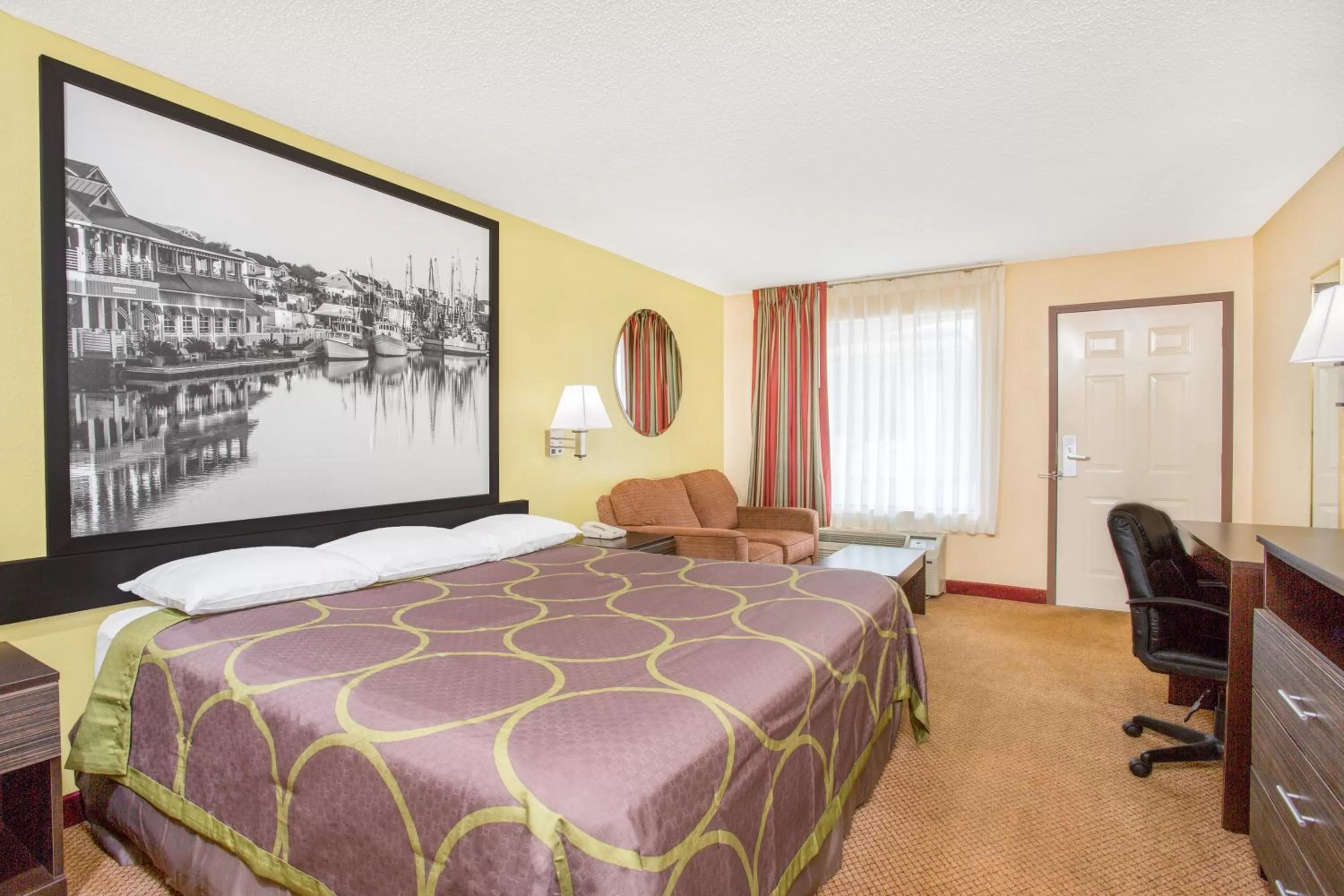 Super 8 by Wyndham Sumter