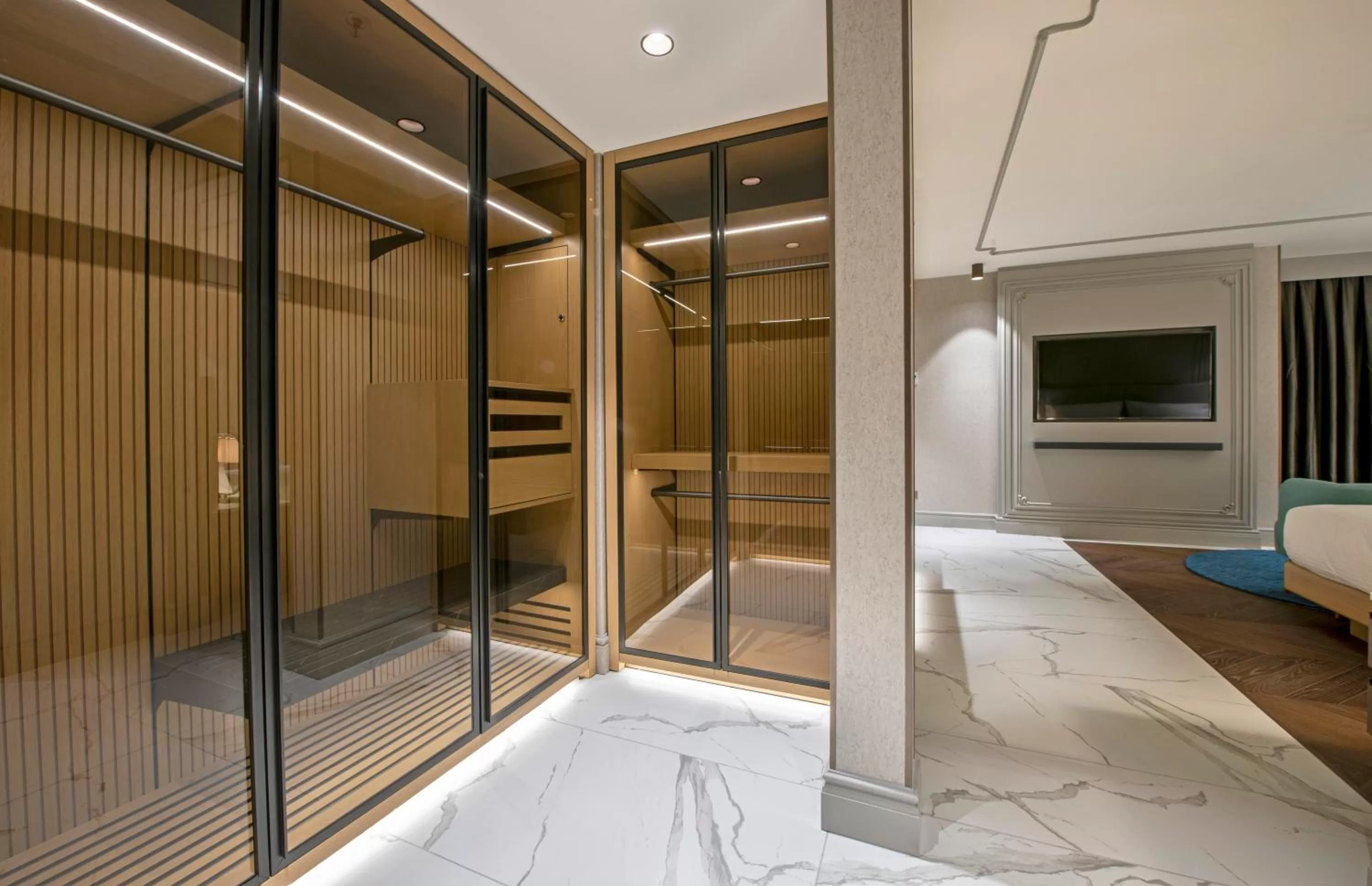 Bed in Stayso The House Hotel