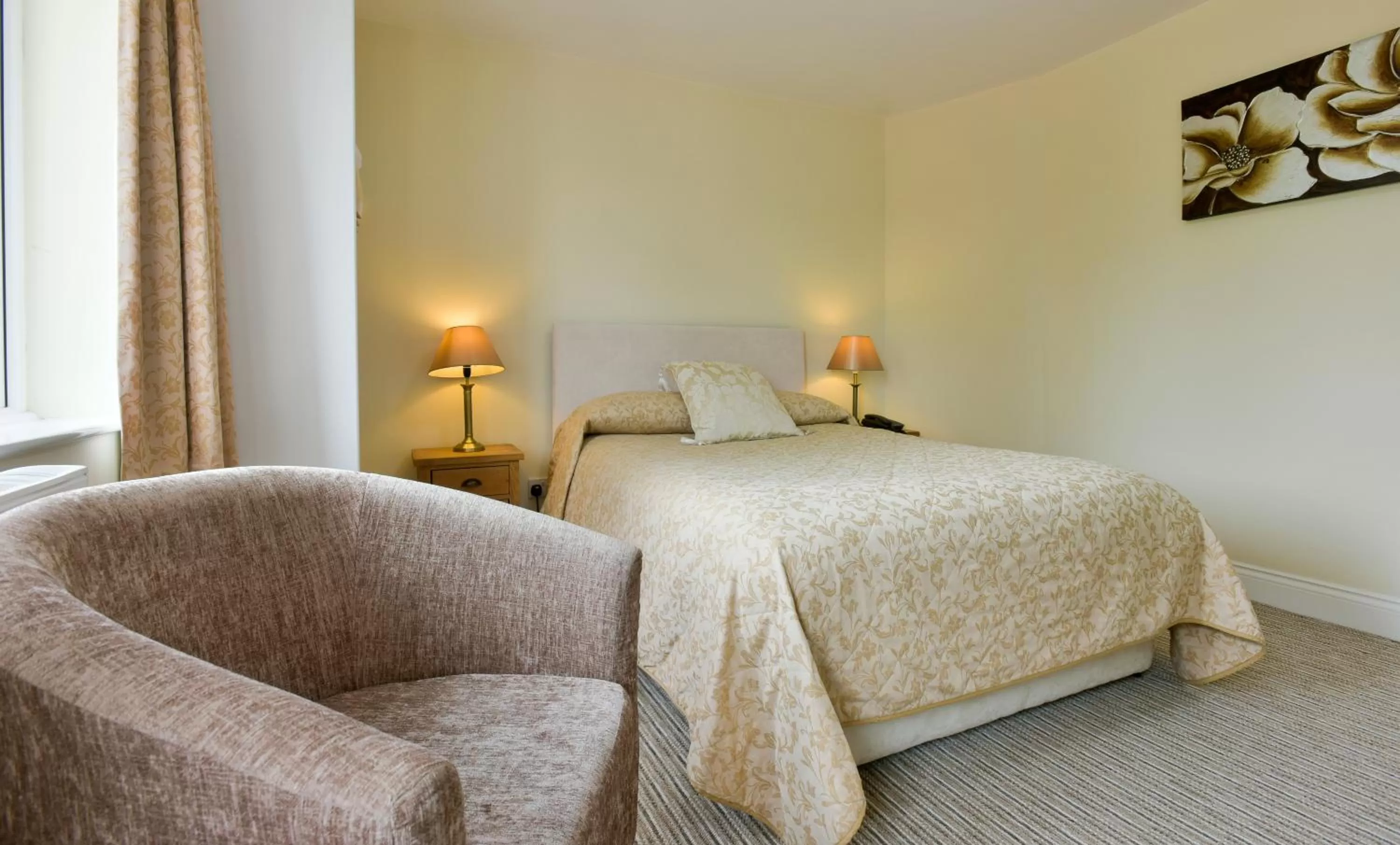 Bedroom, Bed in Edenhall Country Hotel