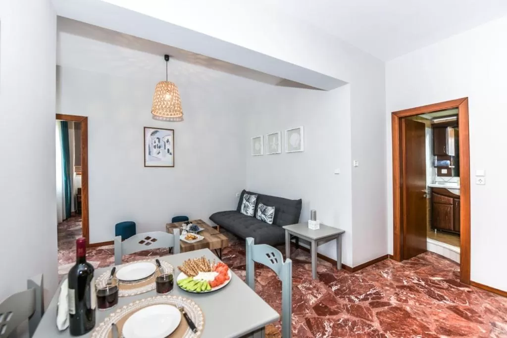 Seating area in V & G Cozy Apartments