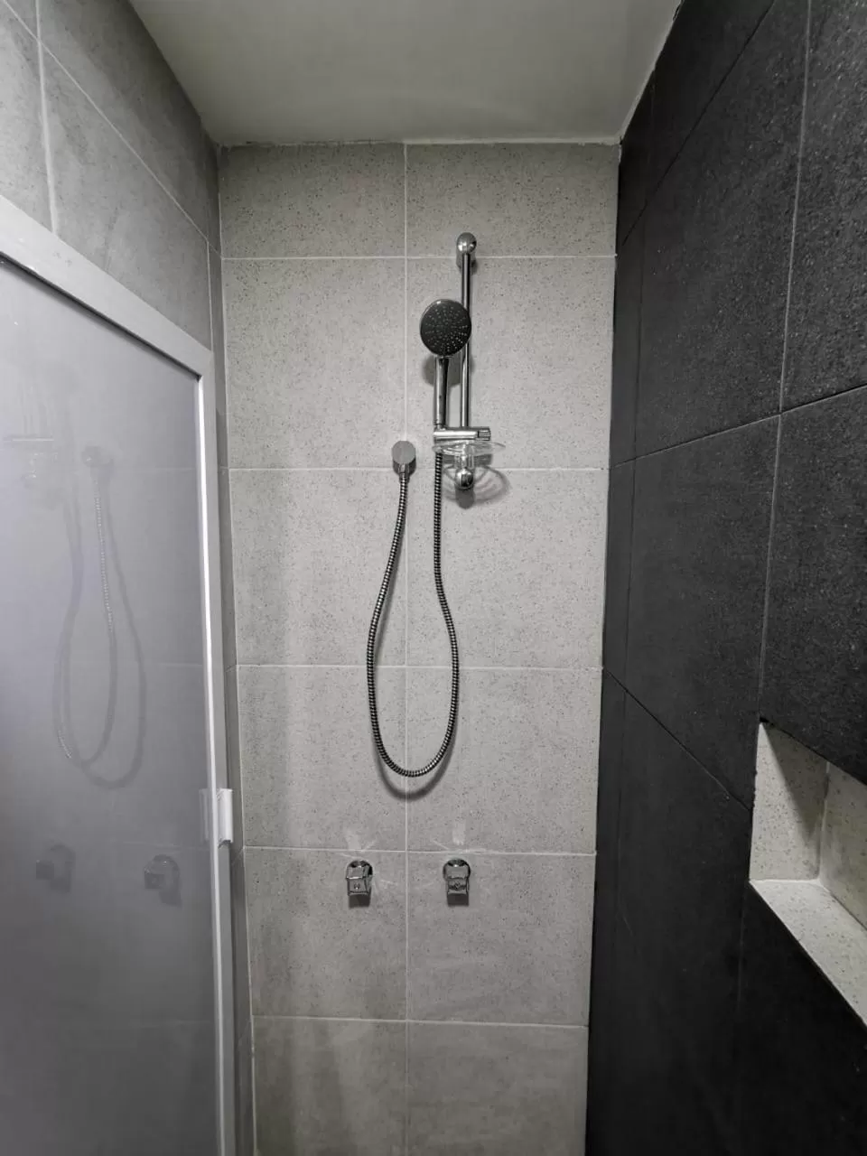 Shower, Bathroom in Departamentos Bonsai