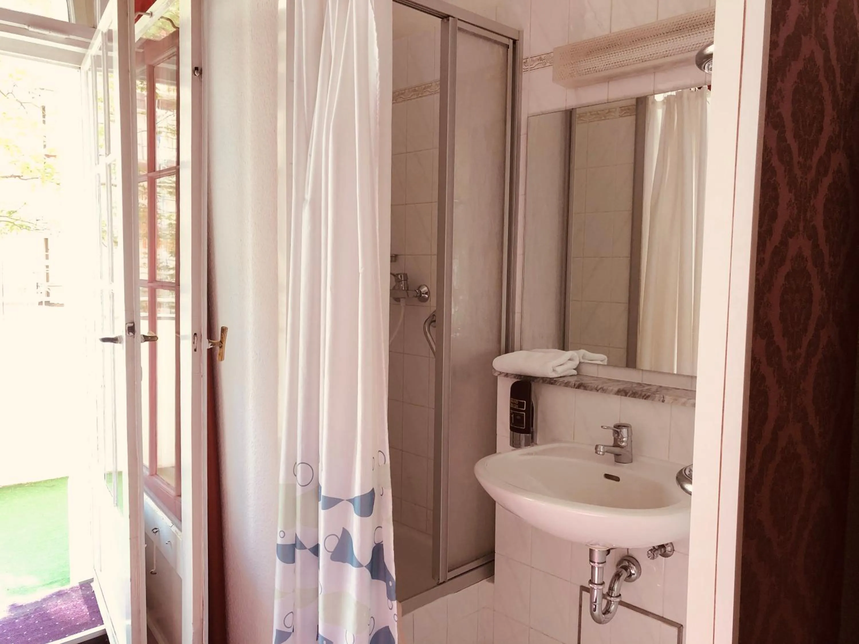 Bathroom in Hotel Castell am Kurfürstendamm