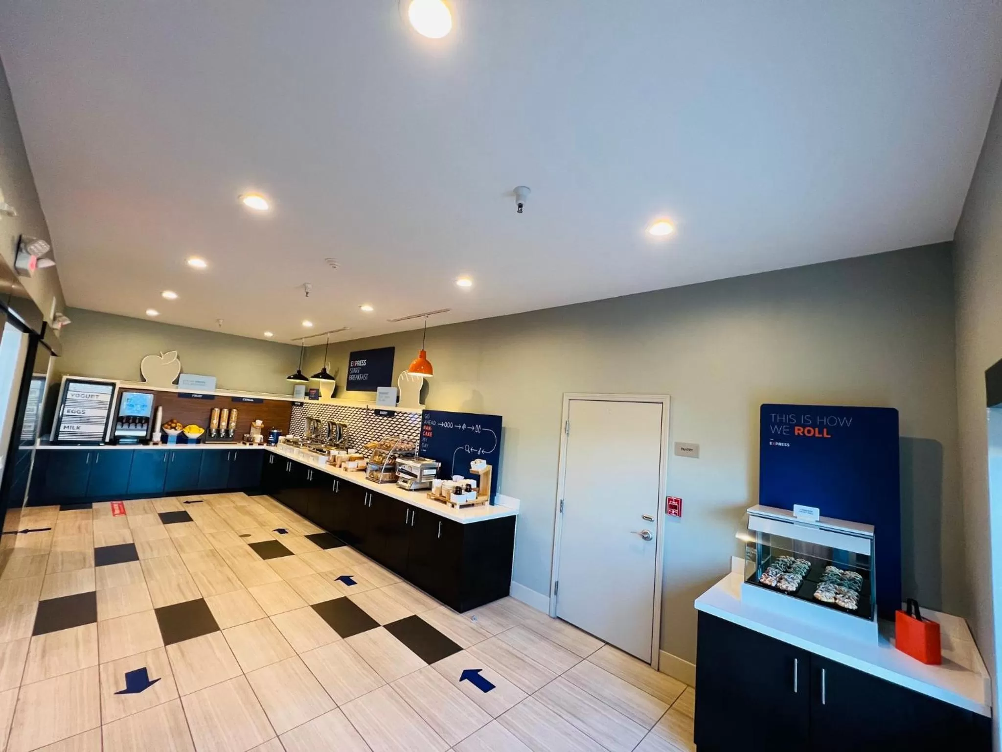 Breakfast in Holiday Inn Express & Suites Salinas by IHG