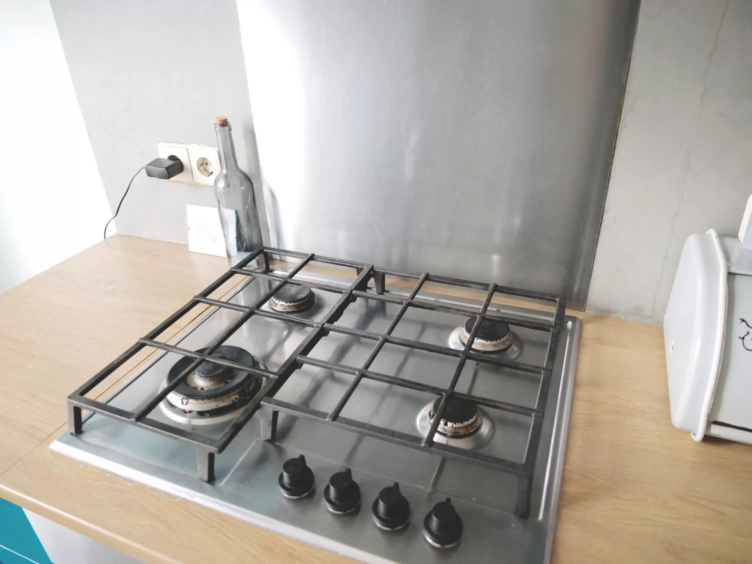 kitchen, Kitchen/Kitchenette in The Diesel Bed and Breakfast