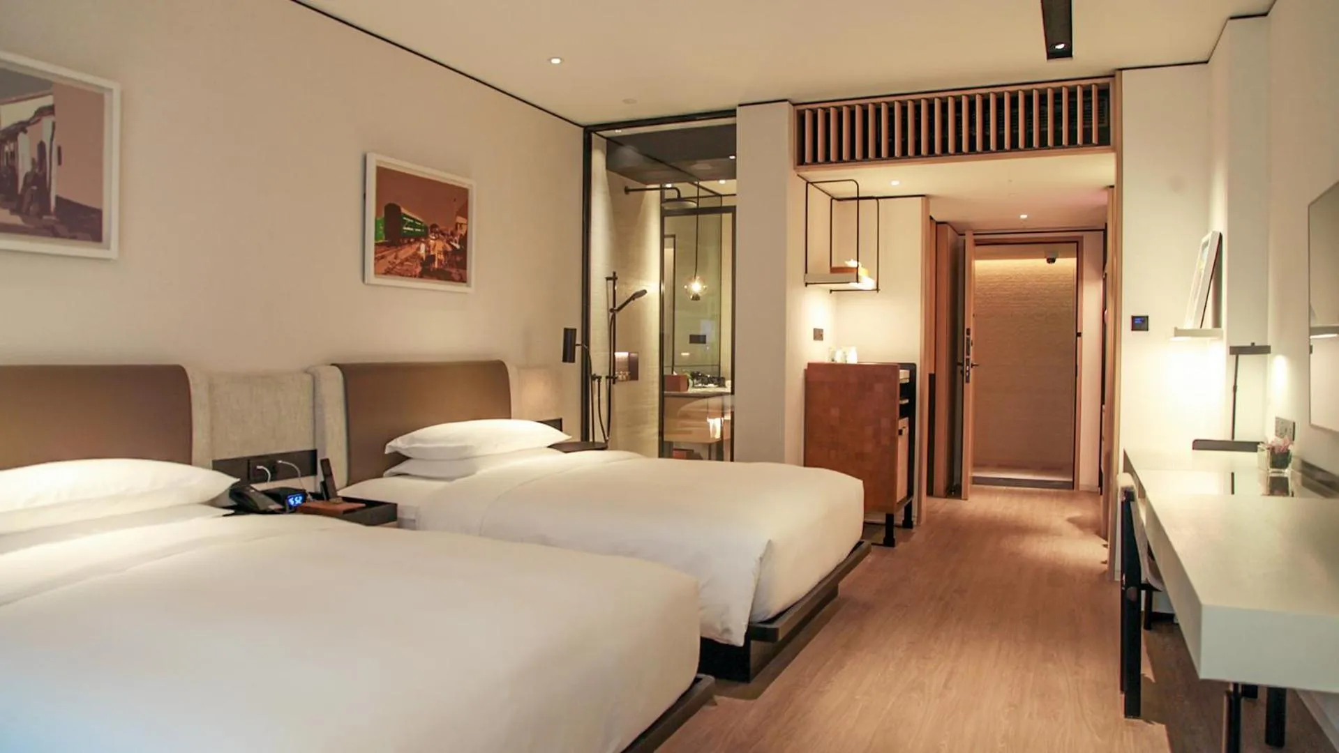 Photo of the whole room, Bed in THE MUMIAN HOTEL Shenzhen luohu