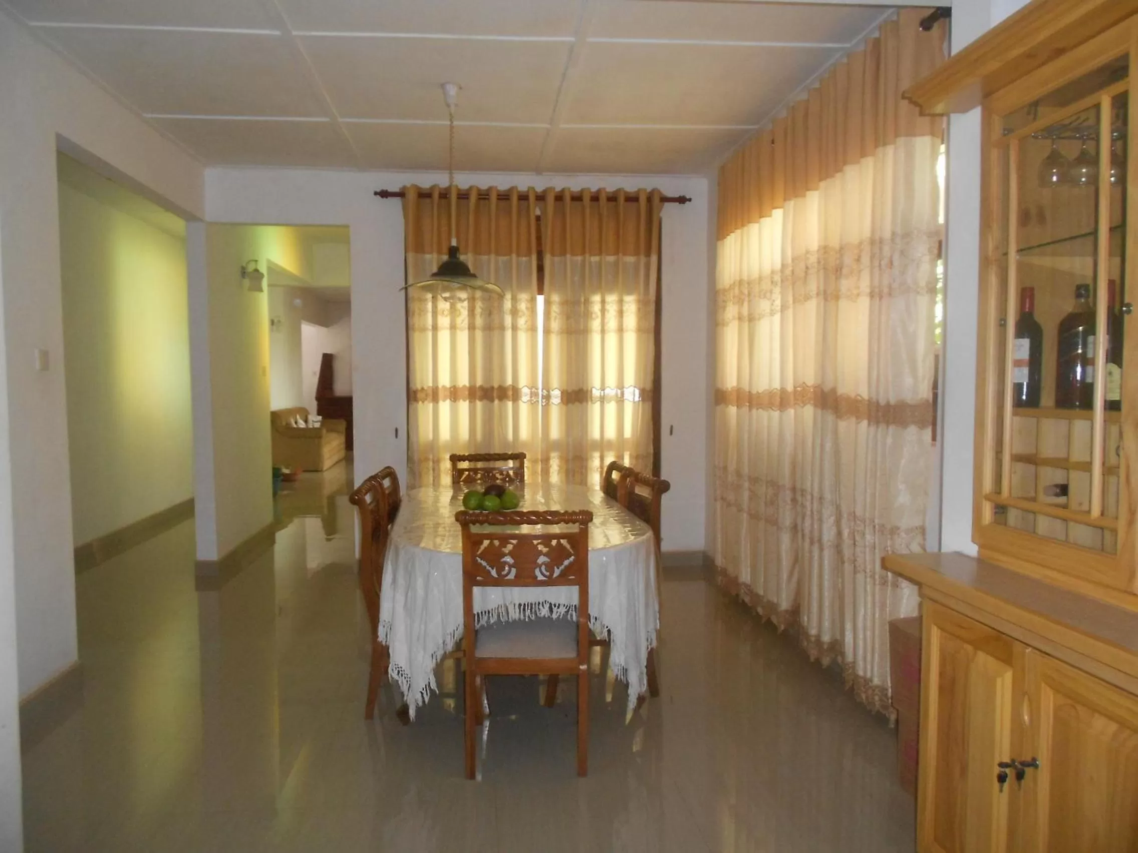 Dining area in Resort Beam