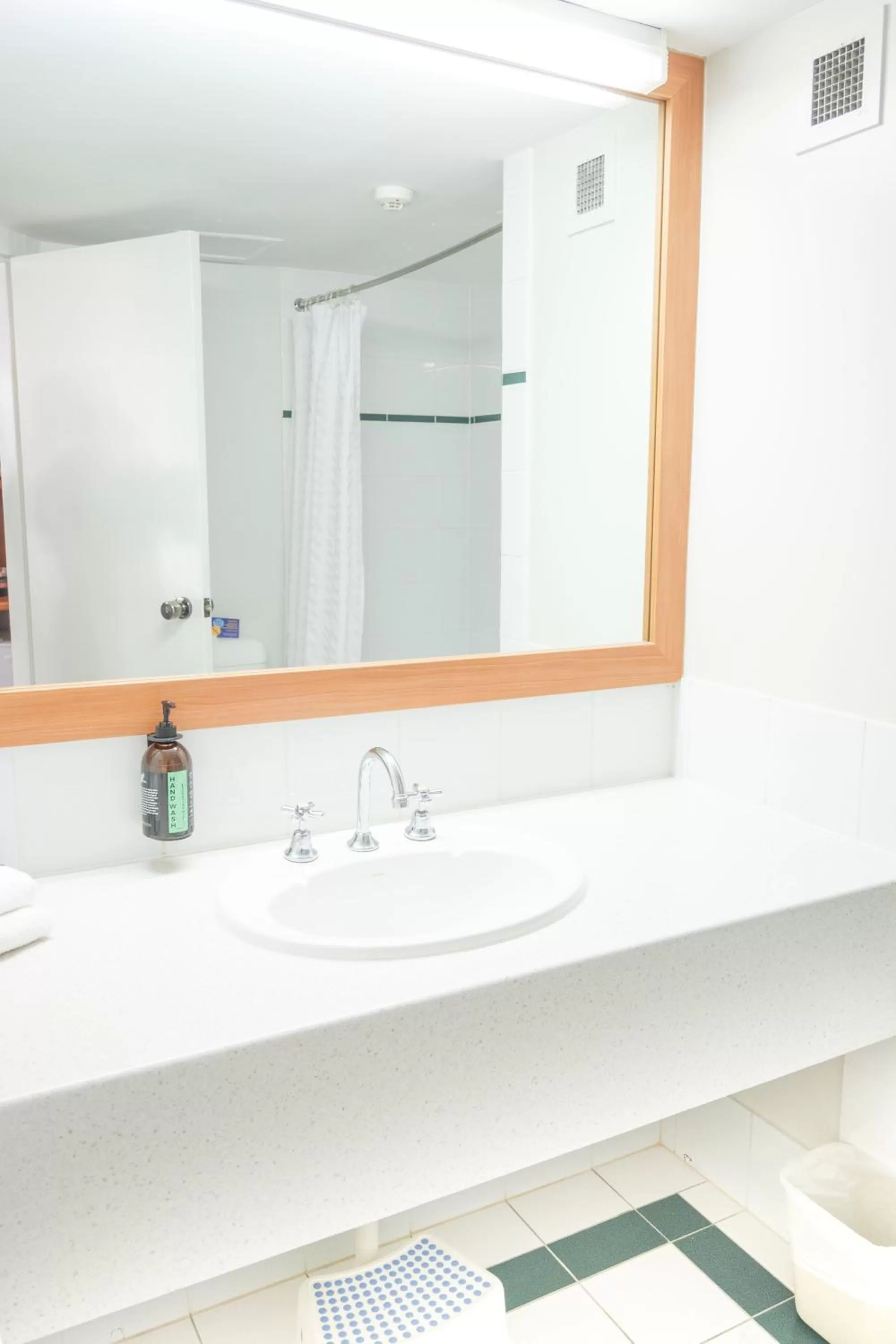 Shower in Paradise Resort Gold Coast