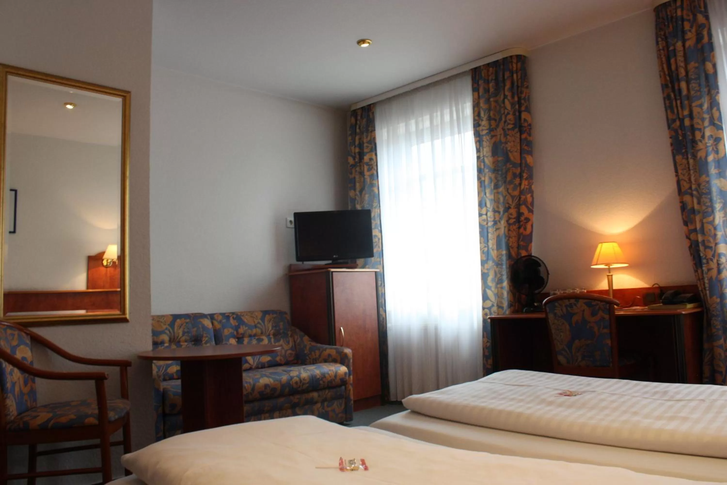 Day, Bed in Hotel Zeil