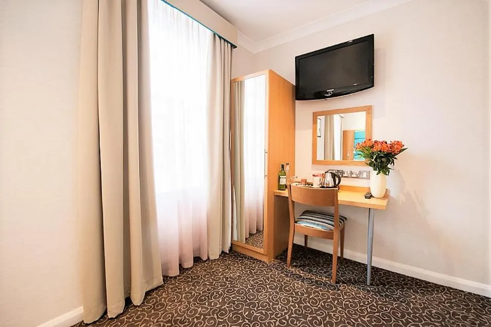 TV and multimedia in Astors Belgravia