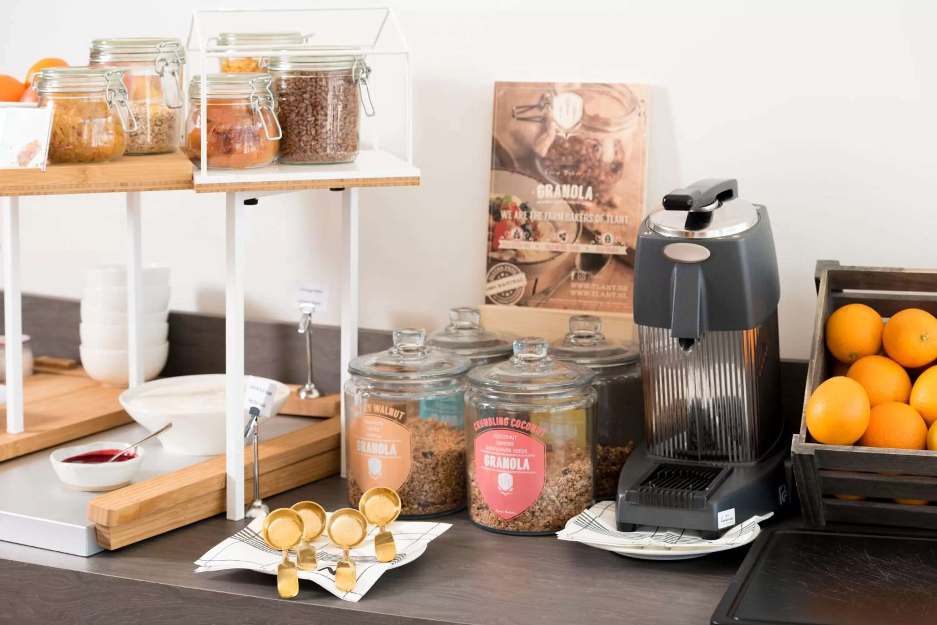 Buffet breakfast in Novotel Charleroi Centre