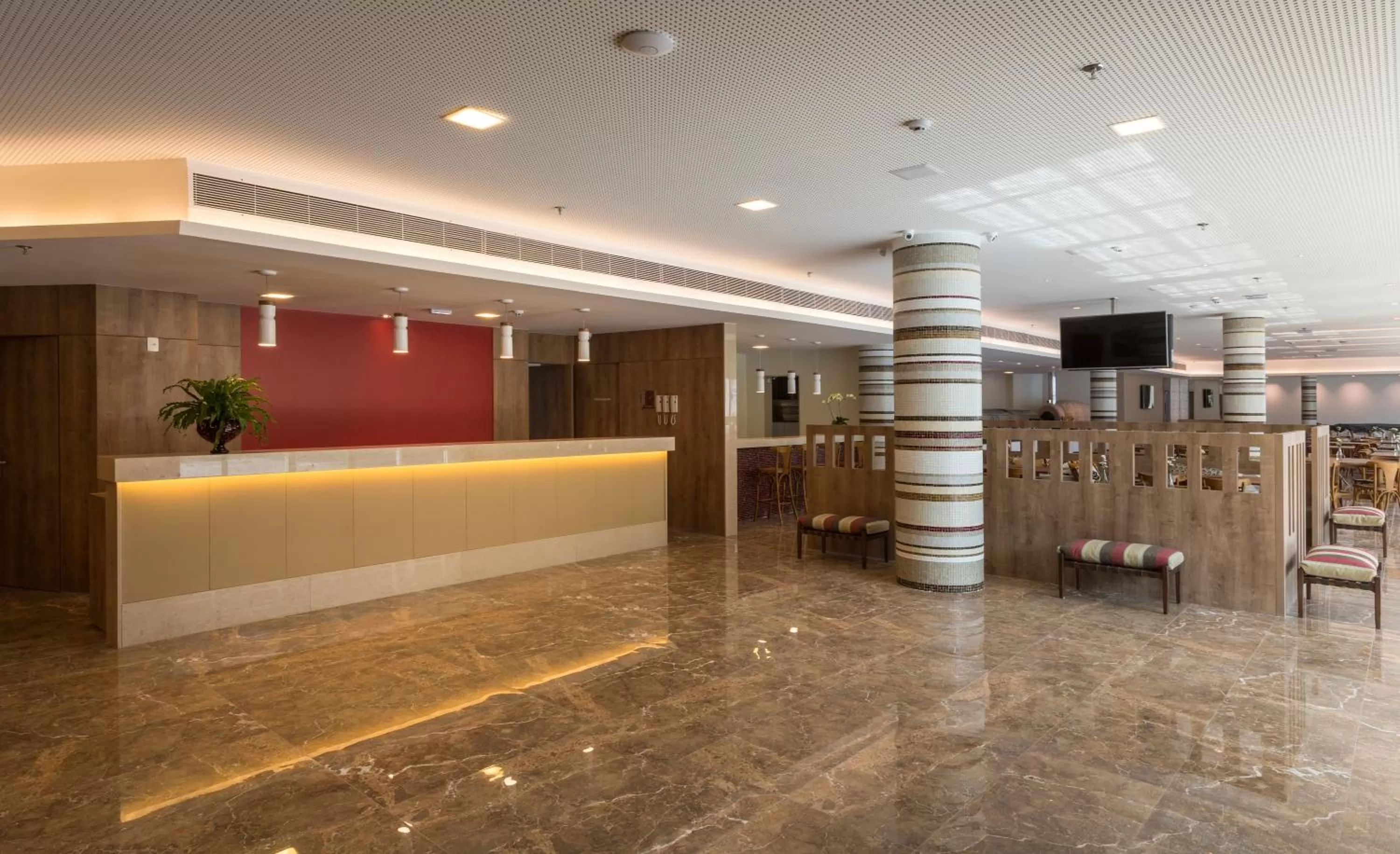 Lobby or reception in Sleep Inn Praia do Canto