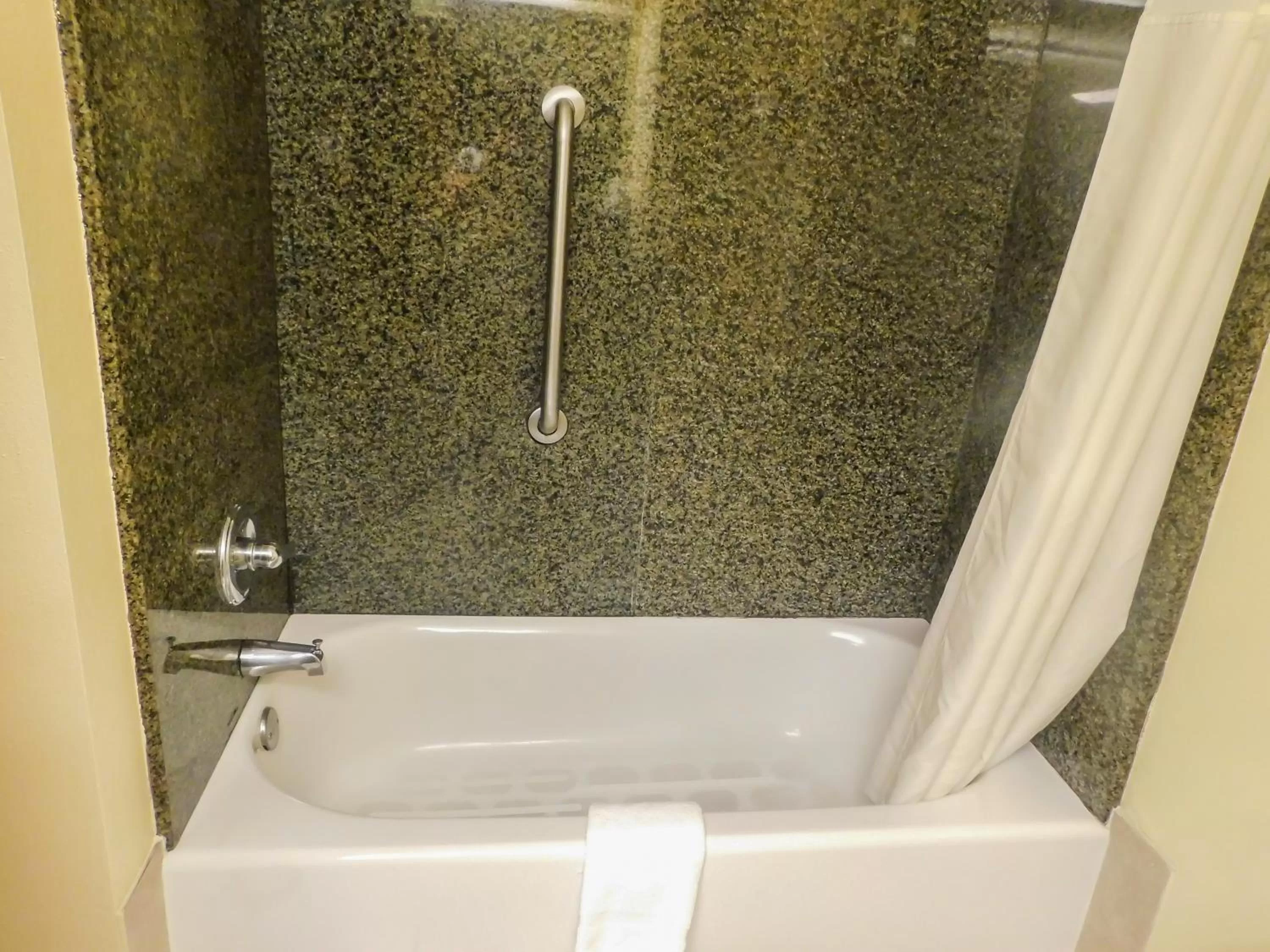 Days Inn & Suites by Wyndham Pocahontas