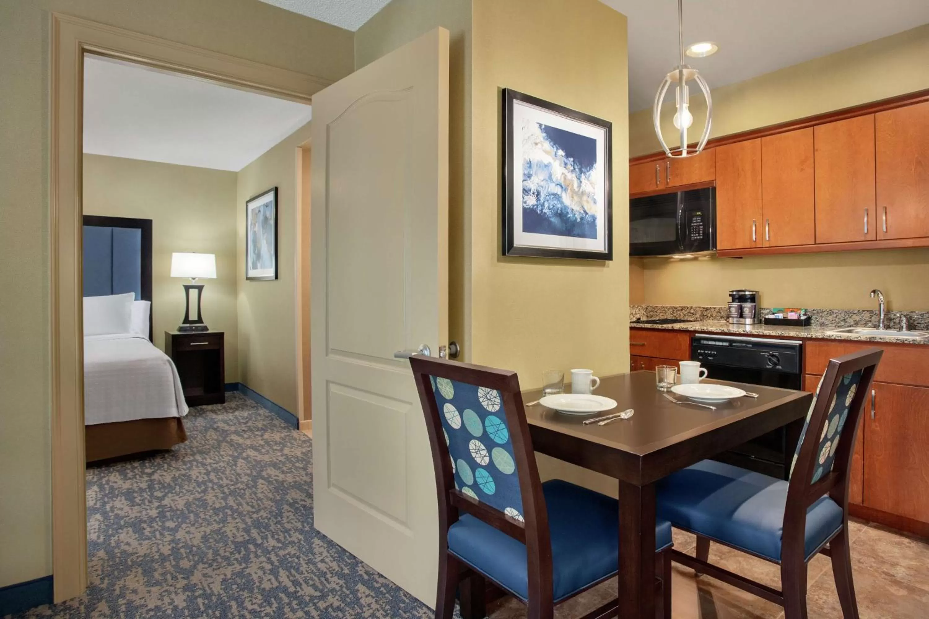 King Suite with Spa Bath - Non-Smoking in Homewood Suites by Hilton Fort Smith