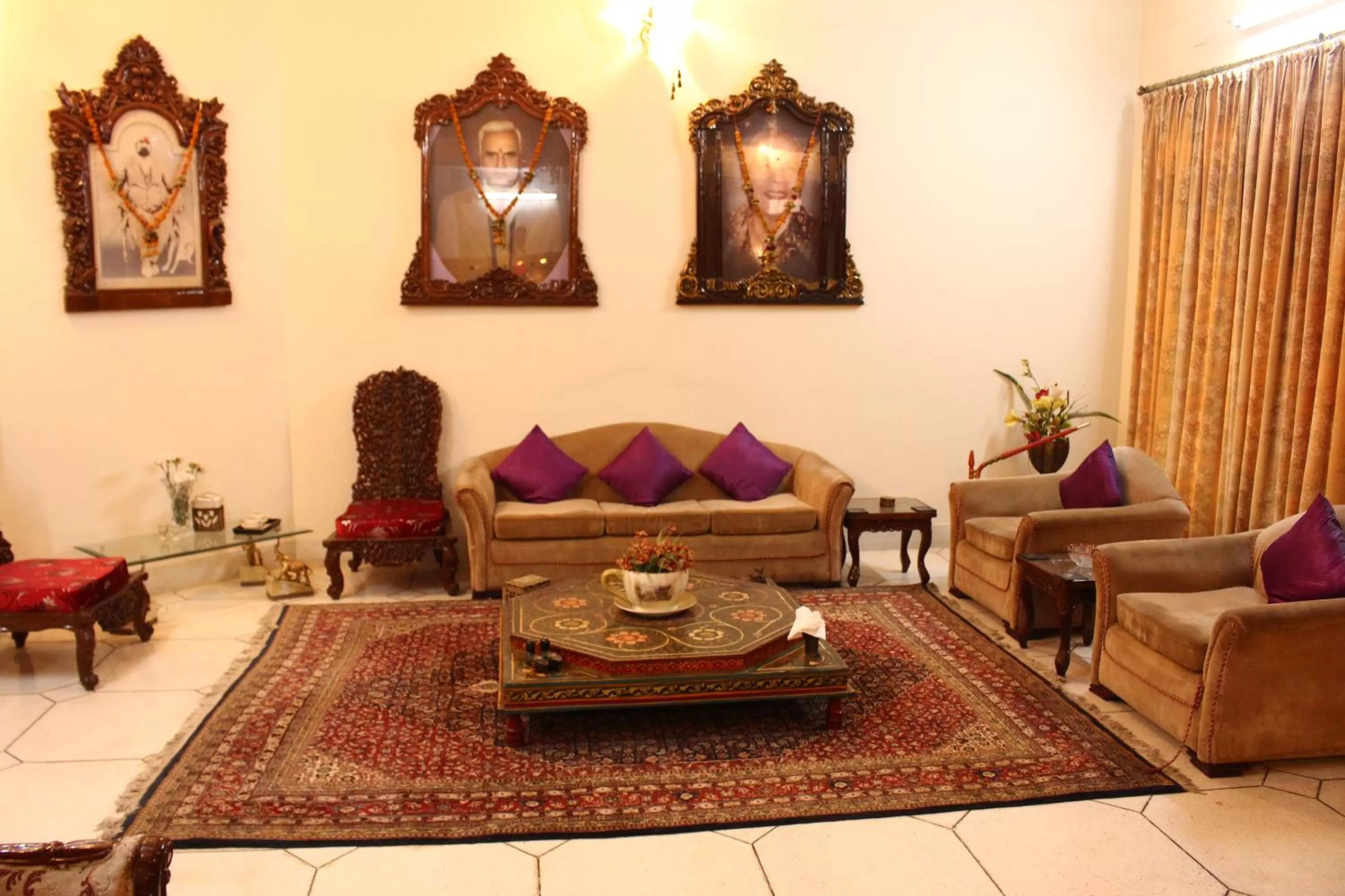 Living room in Savrupson Heritage Home