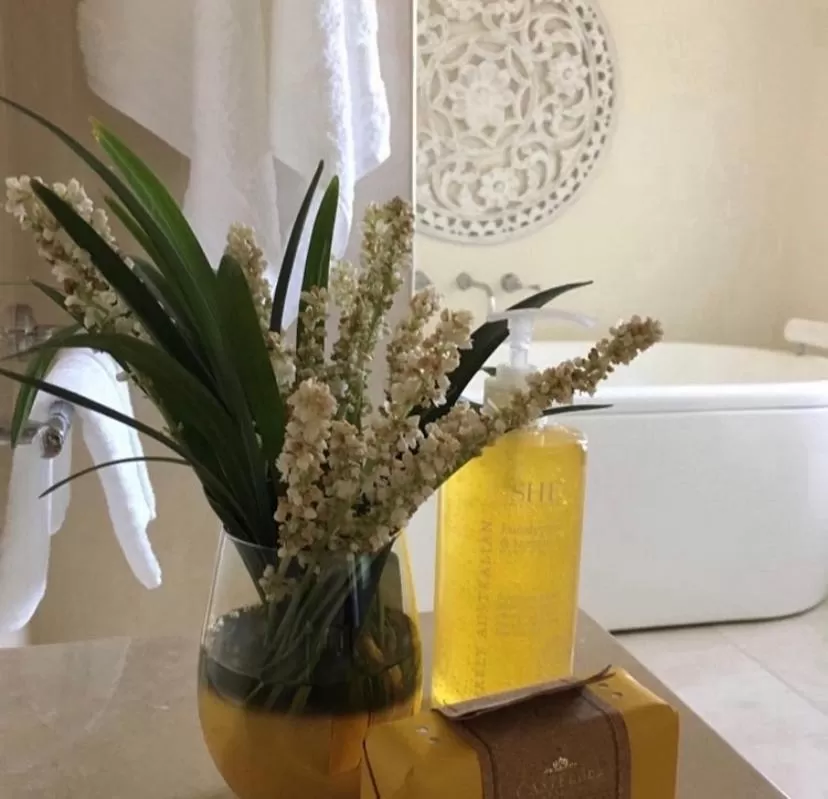 Bathroom in Howlong Old Post Office Luxury Suite