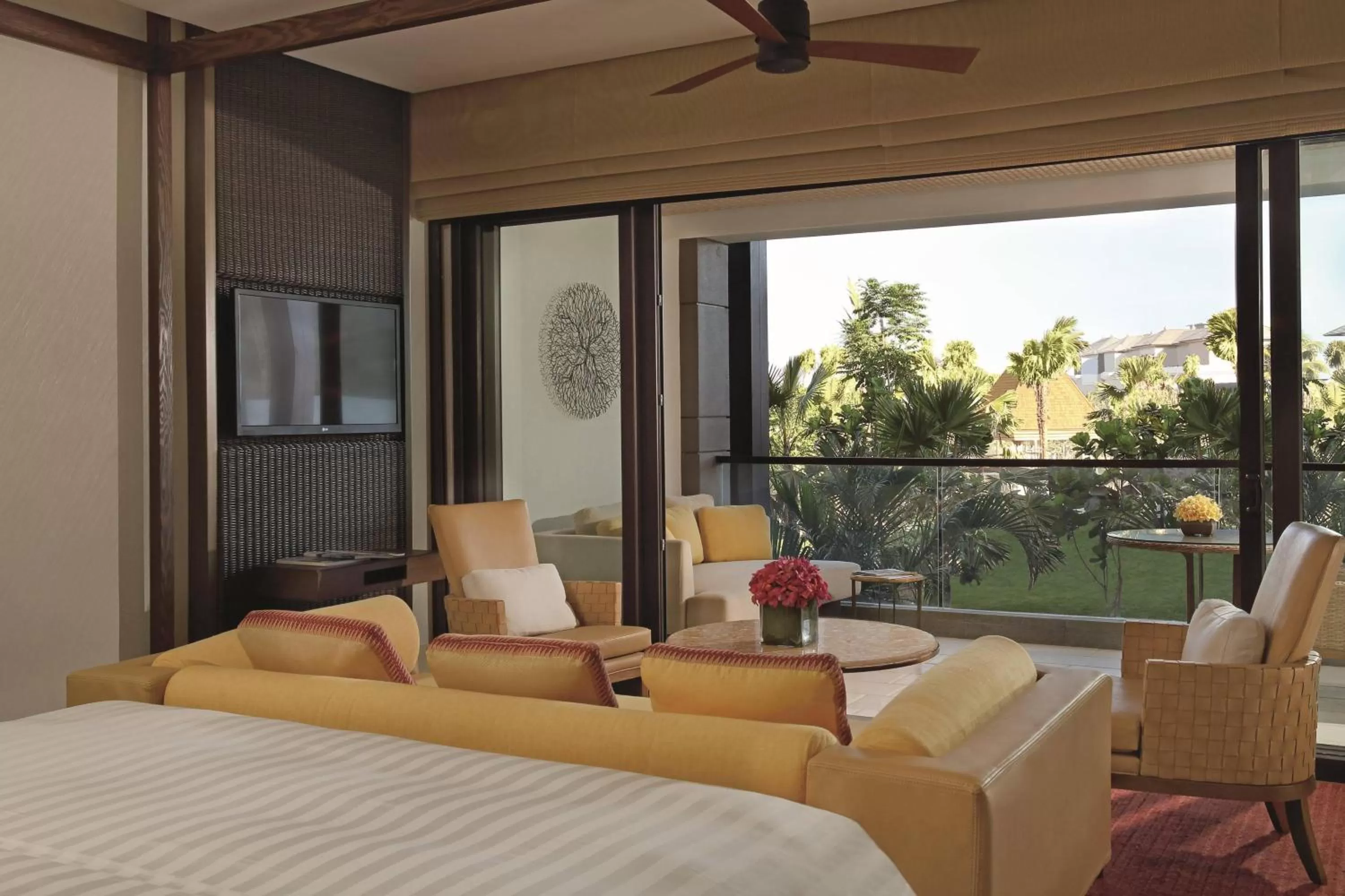 Living room, Bed in The Ritz-Carlton Bali