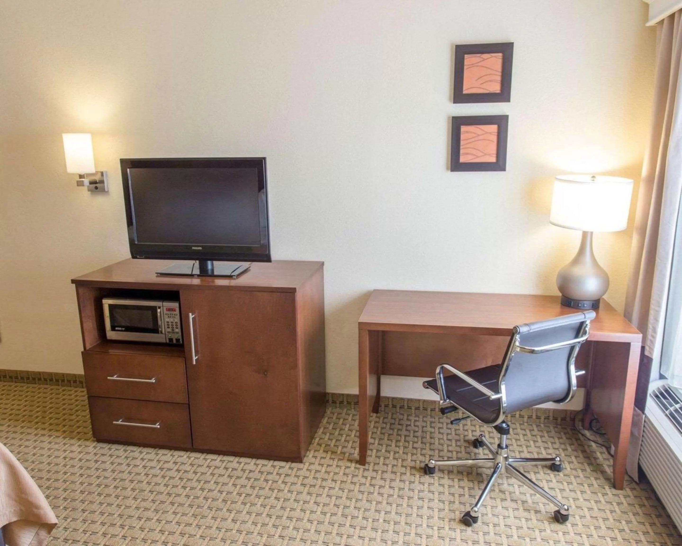 Photo of the whole room in Comfort Inn Hammond