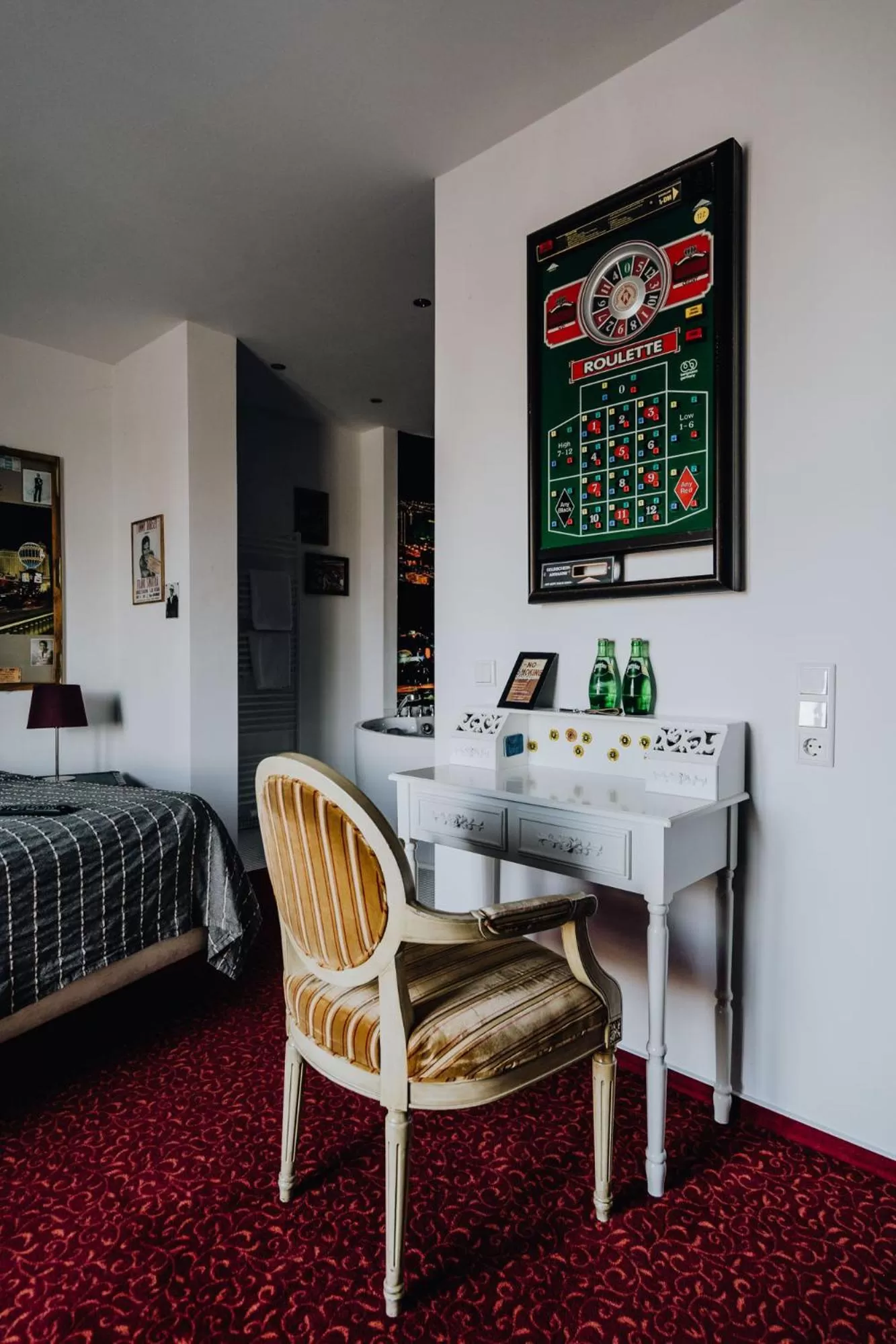 Bed in Road Stop Wuppertal