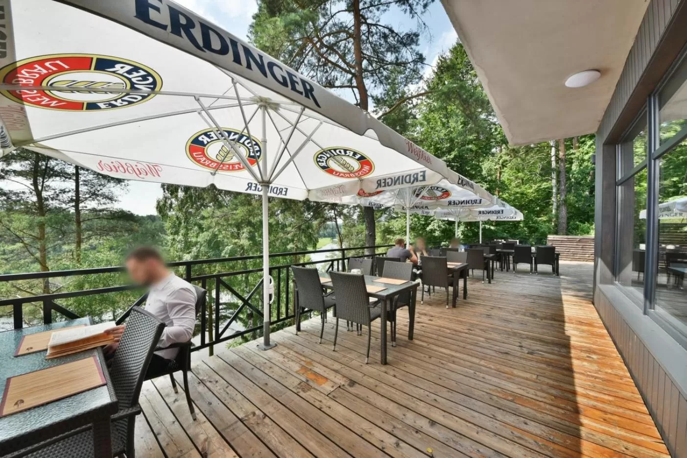 Restaurant/places to eat in "Seklytele" apartments