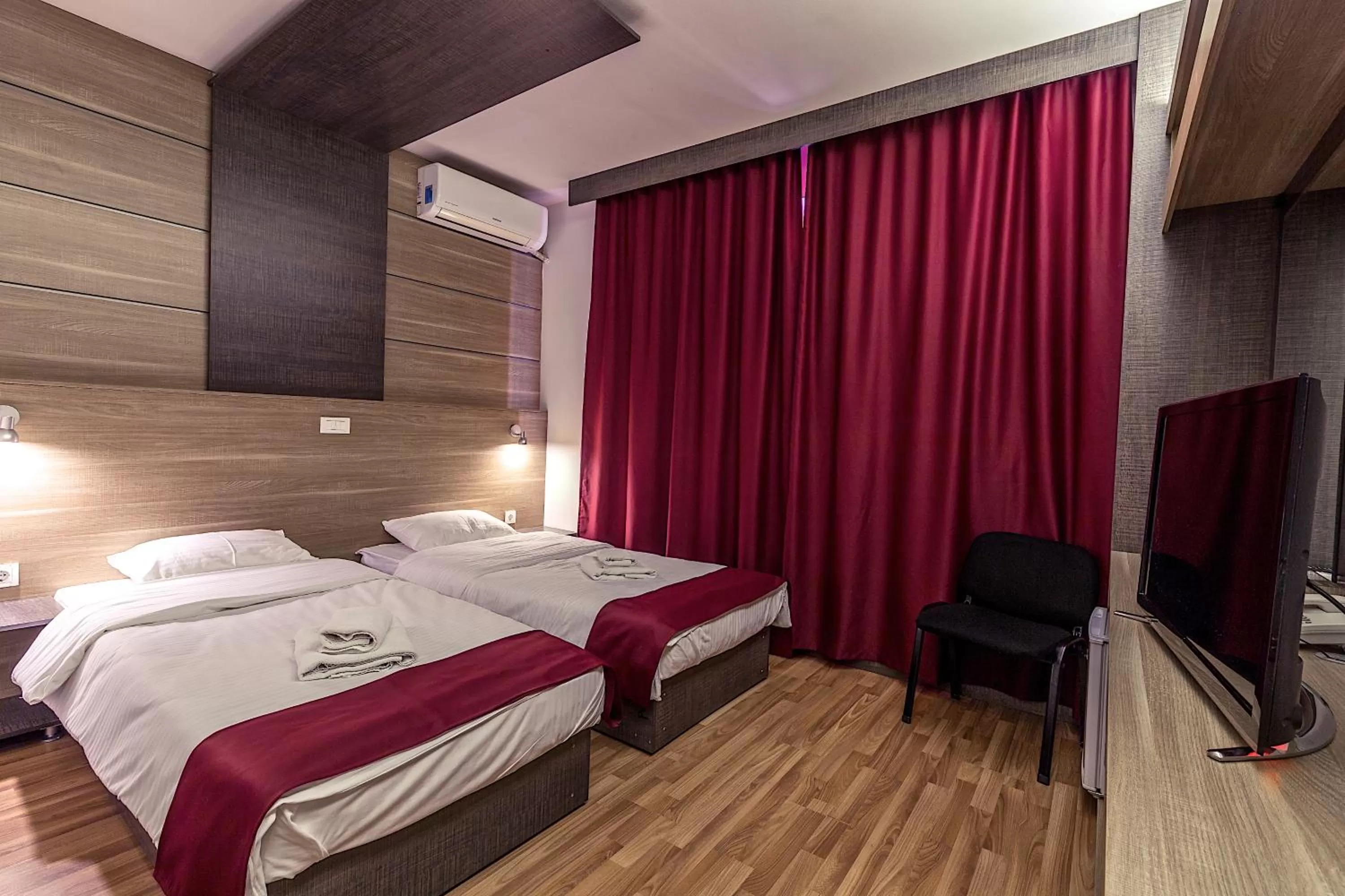 TV and multimedia, Bed in Hotel De KOKA