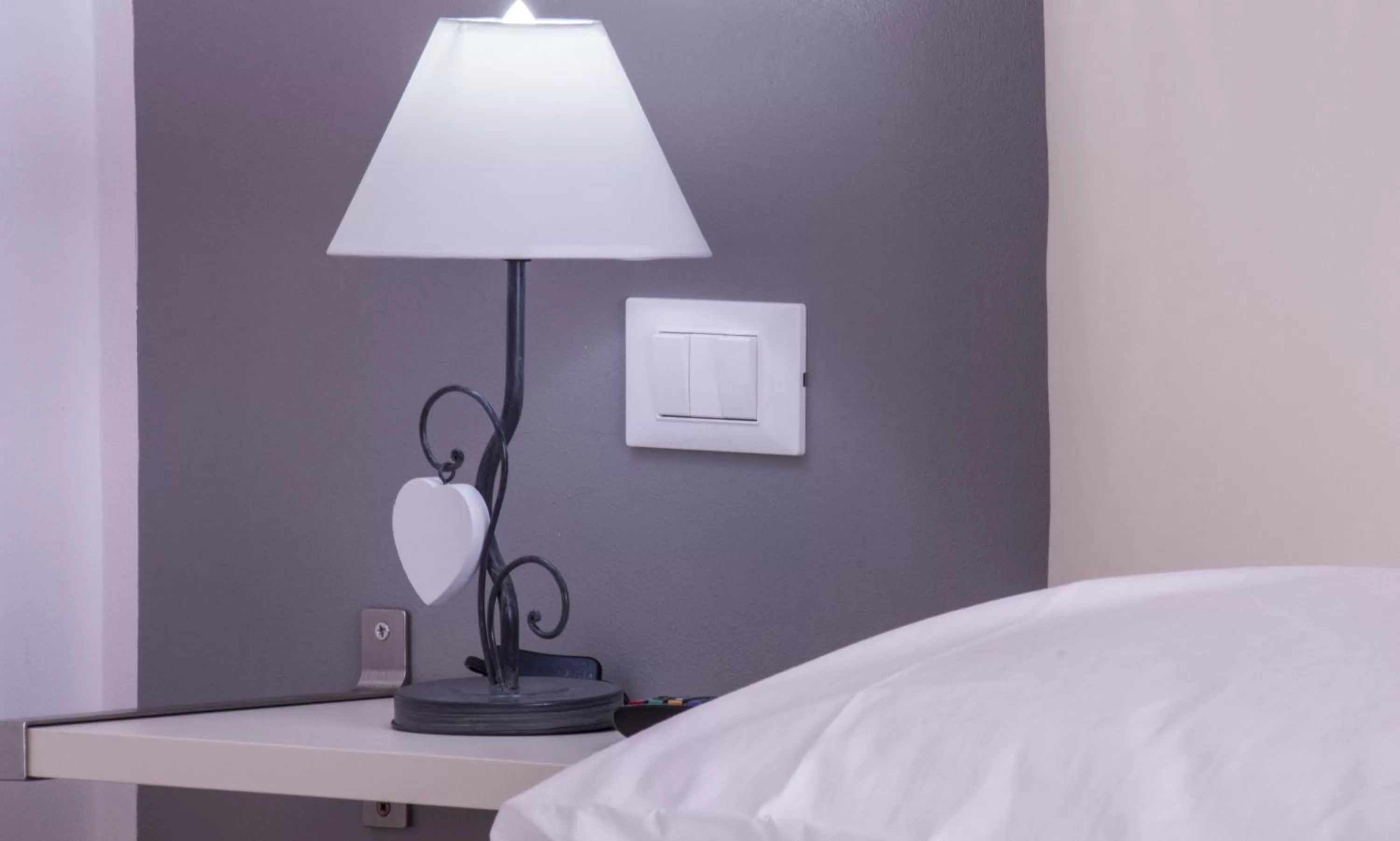 Decorative detail, Bed in Domus Raffaello