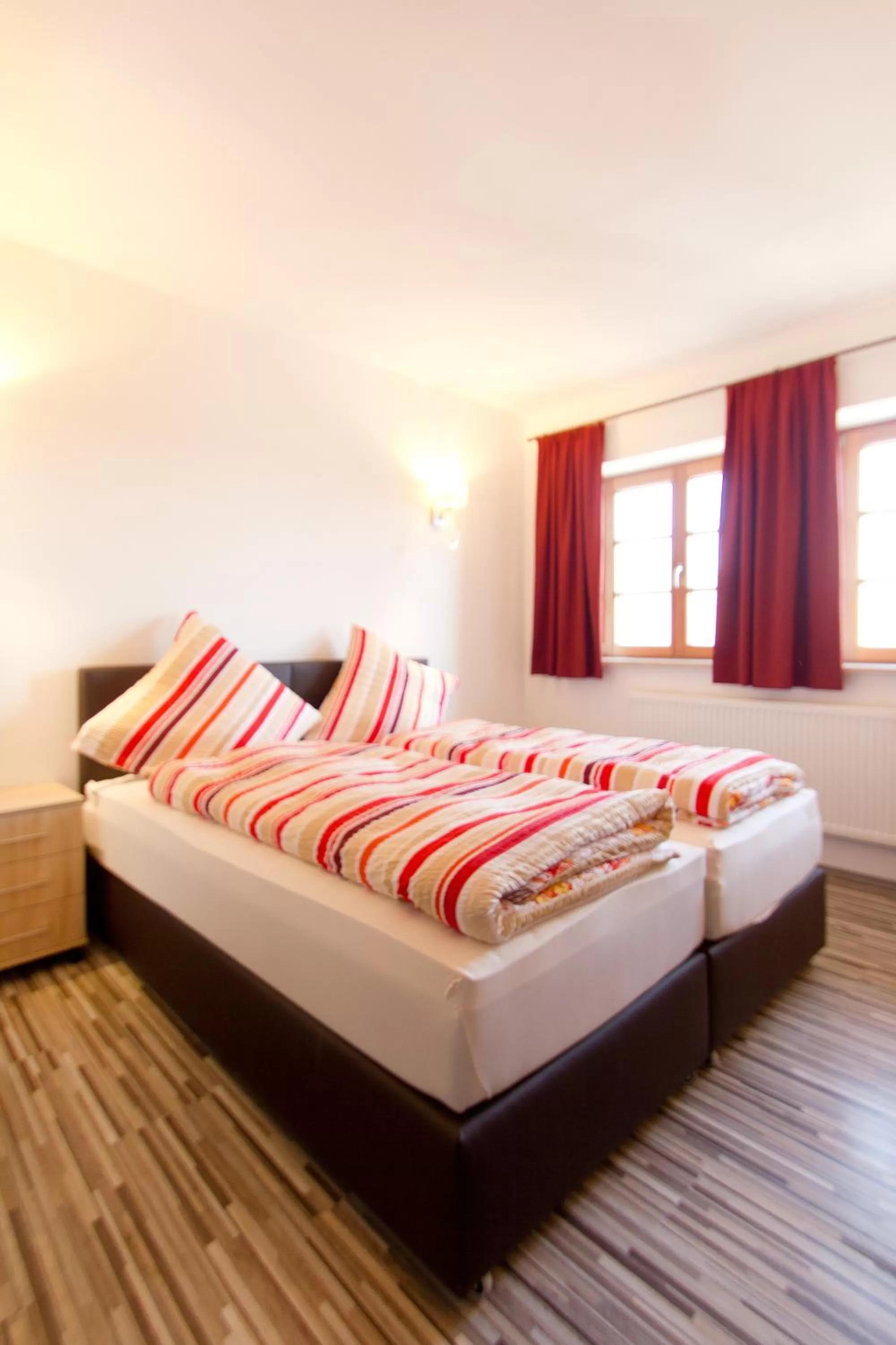 Day, Bed in Gasthaus Paulus