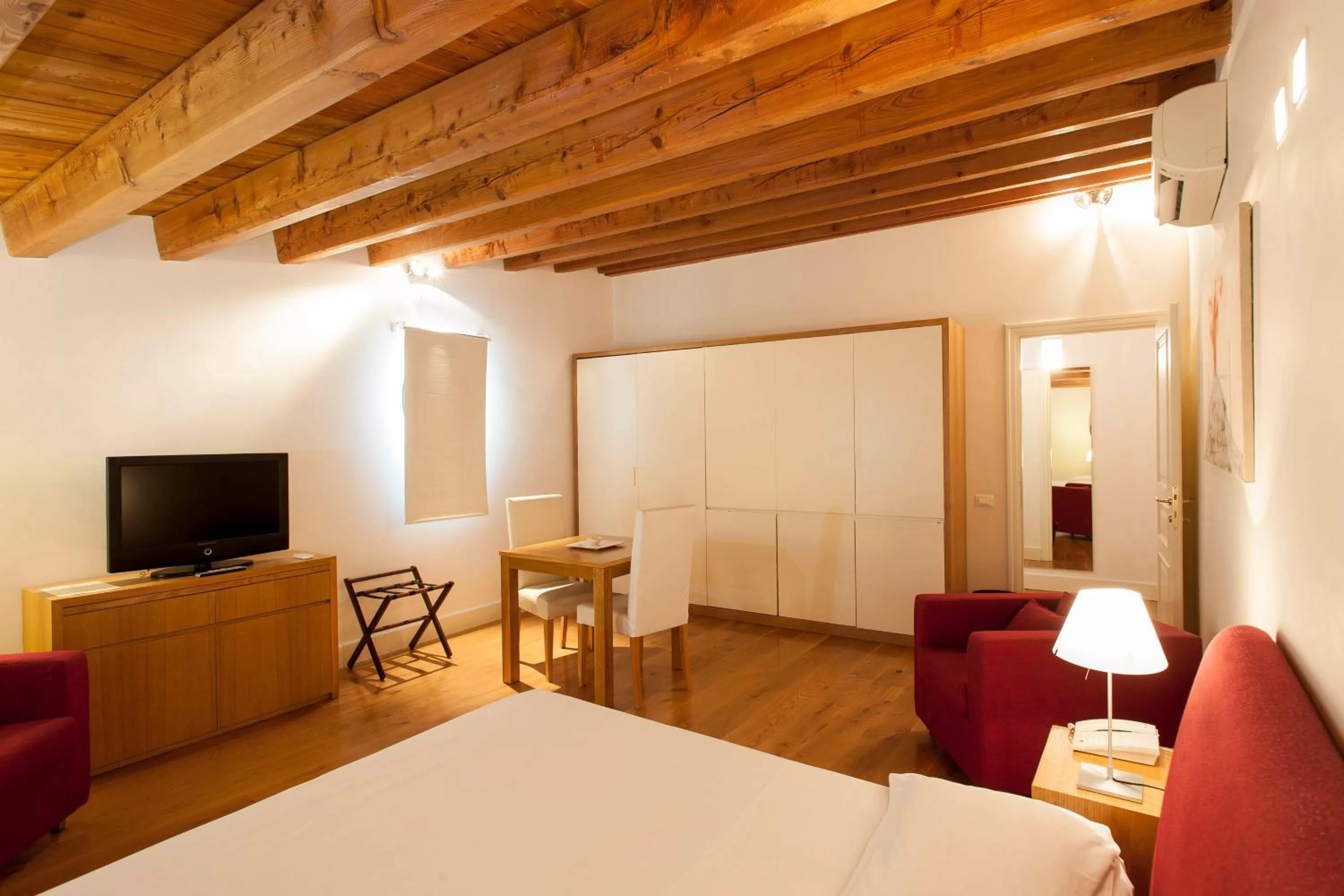 Photo of the whole room, Bed in Palazzo Brunaccini Boutique Hotel